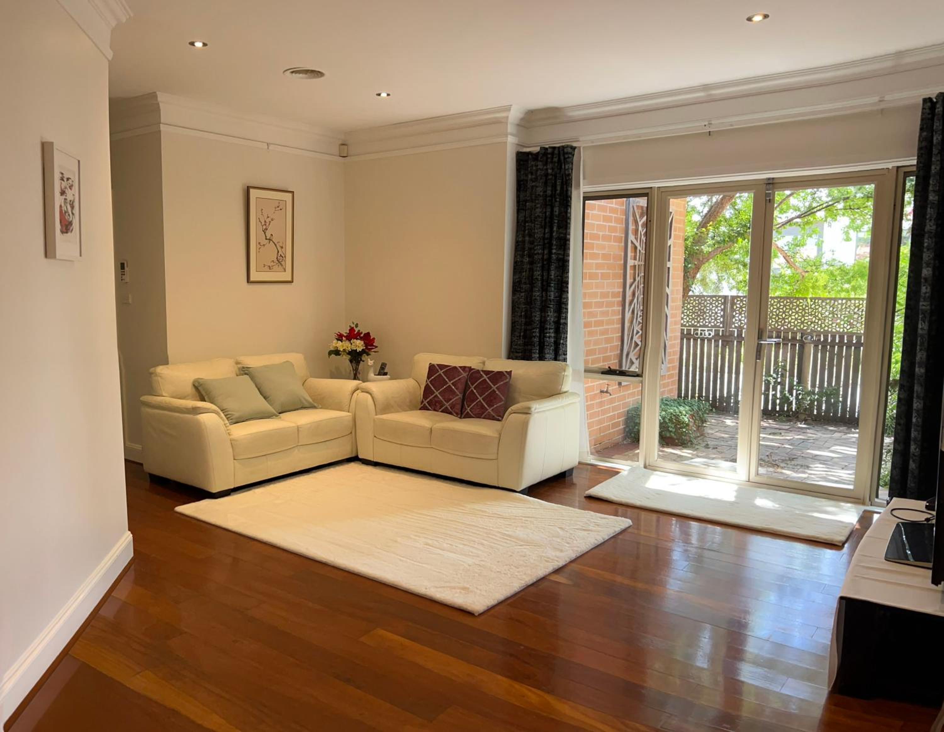 Inner North Premier Turner Living 2 Bed, 2 Bath Townhome