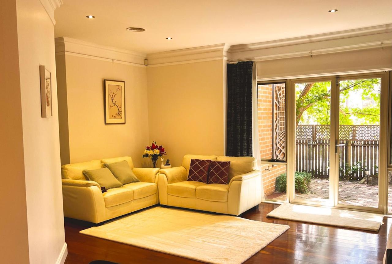 Inner North Premier Turner Living 2 Bed, 2 Bath Townhome