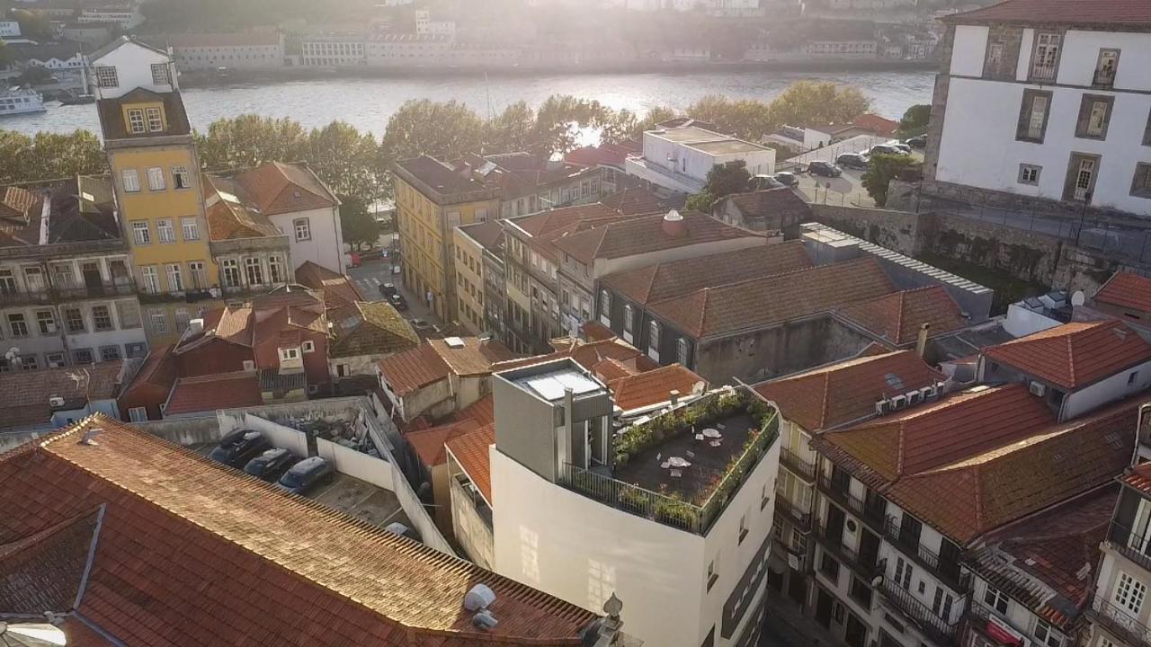 Oporto Riverside Rooftop