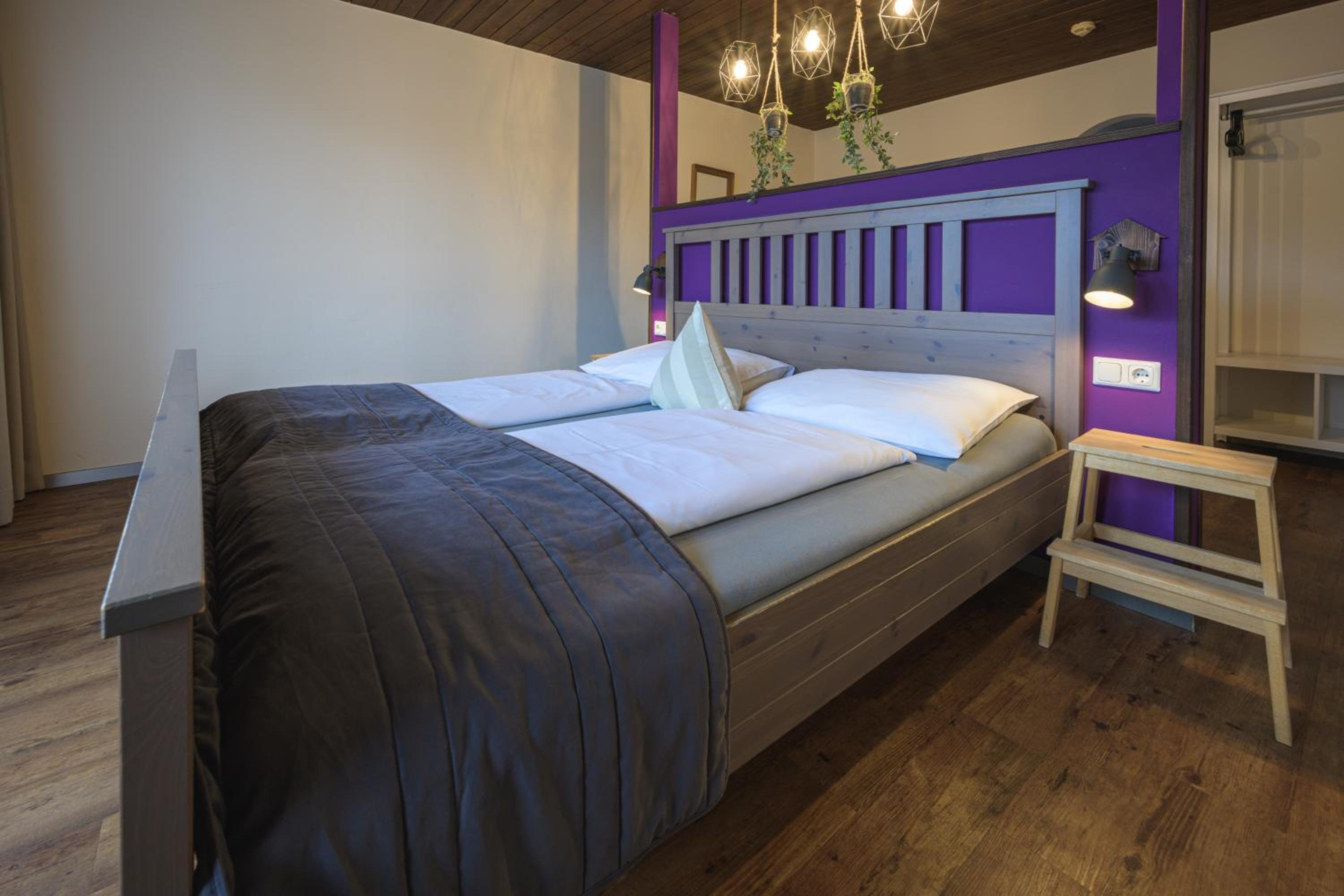 ROJ Rooms & Suites
