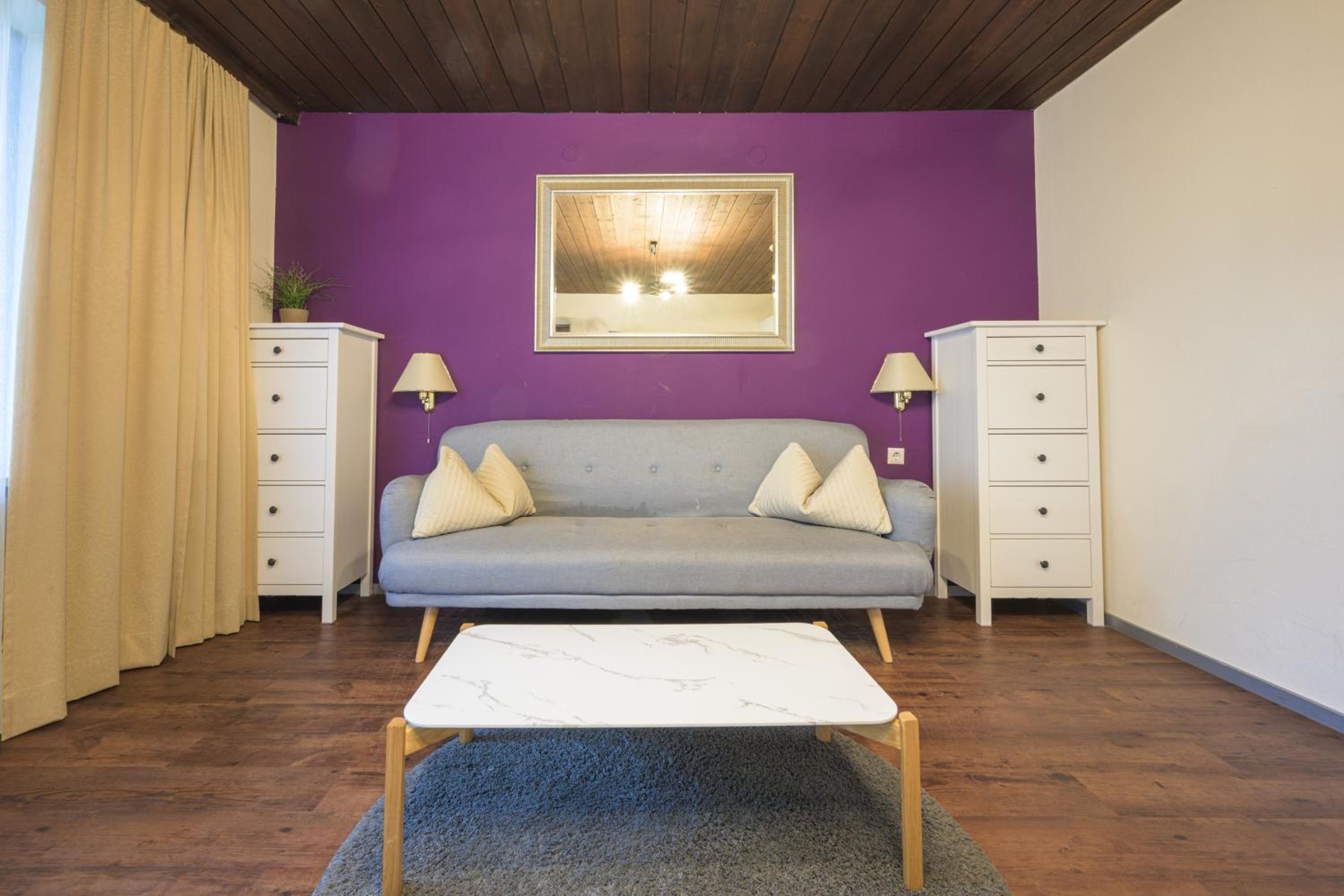 ROJ Rooms & Suites