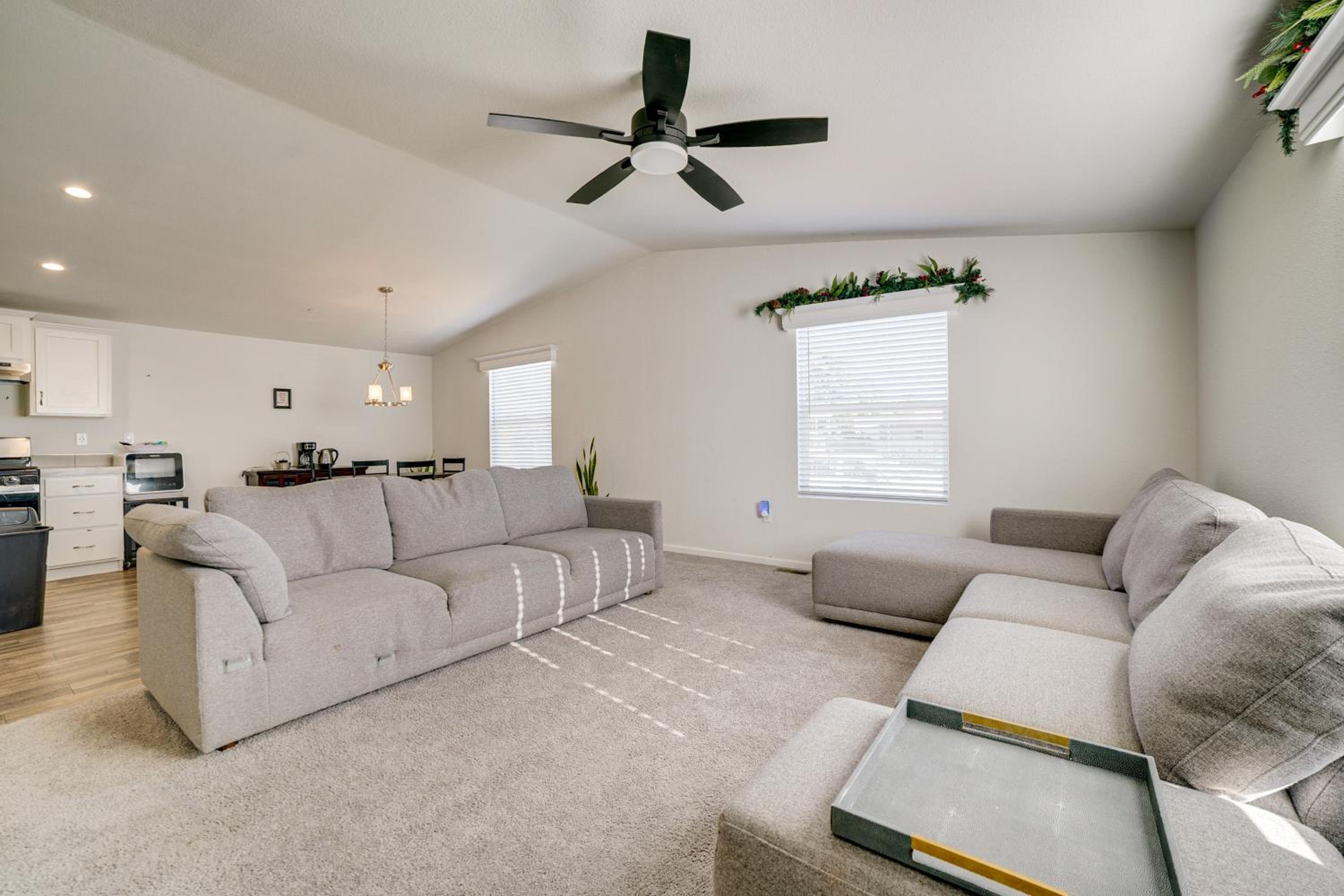 Explore Temecula Wine Country! Mtn-View Home