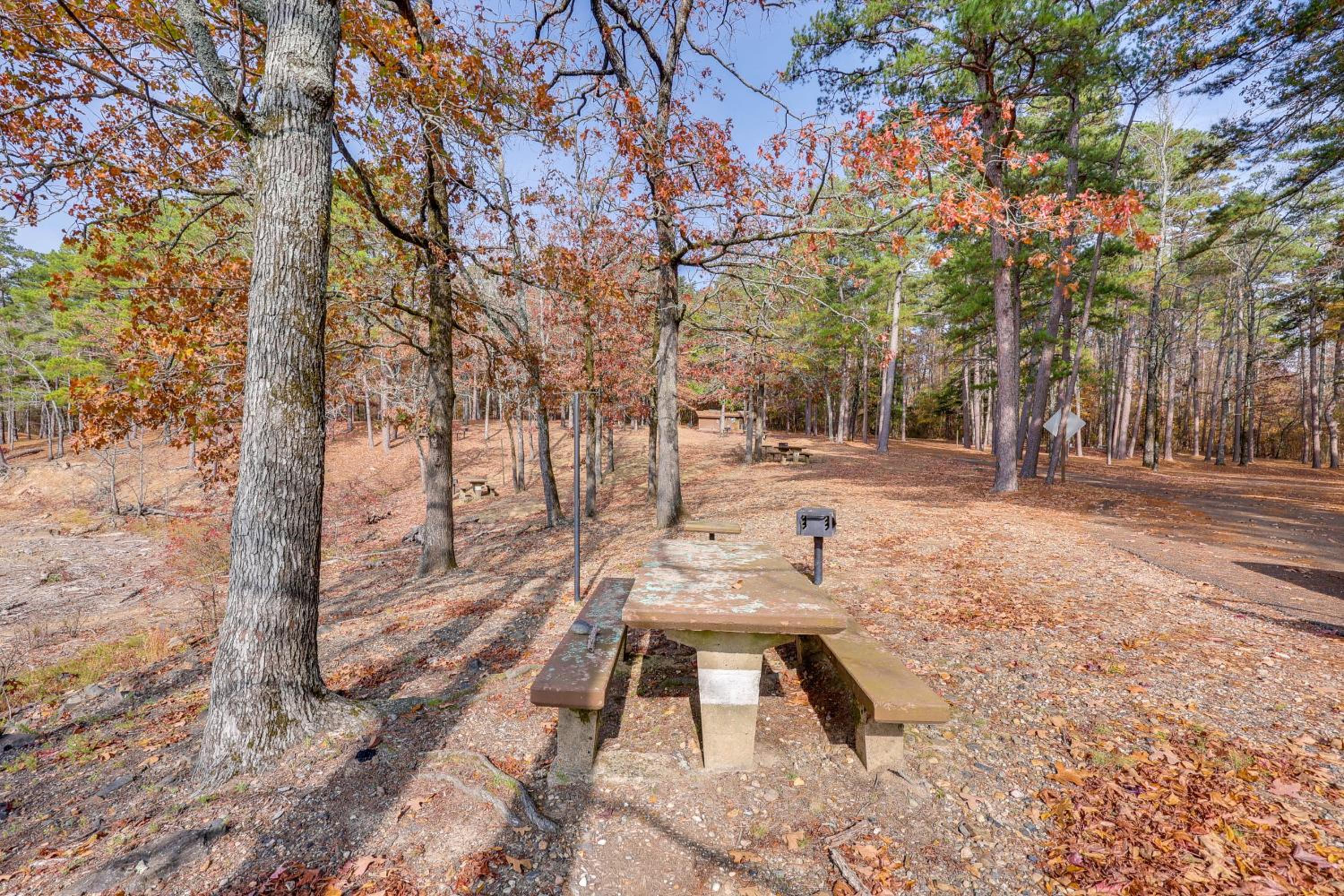 Bring Your Boat Family Home Steps to Lake Greeson