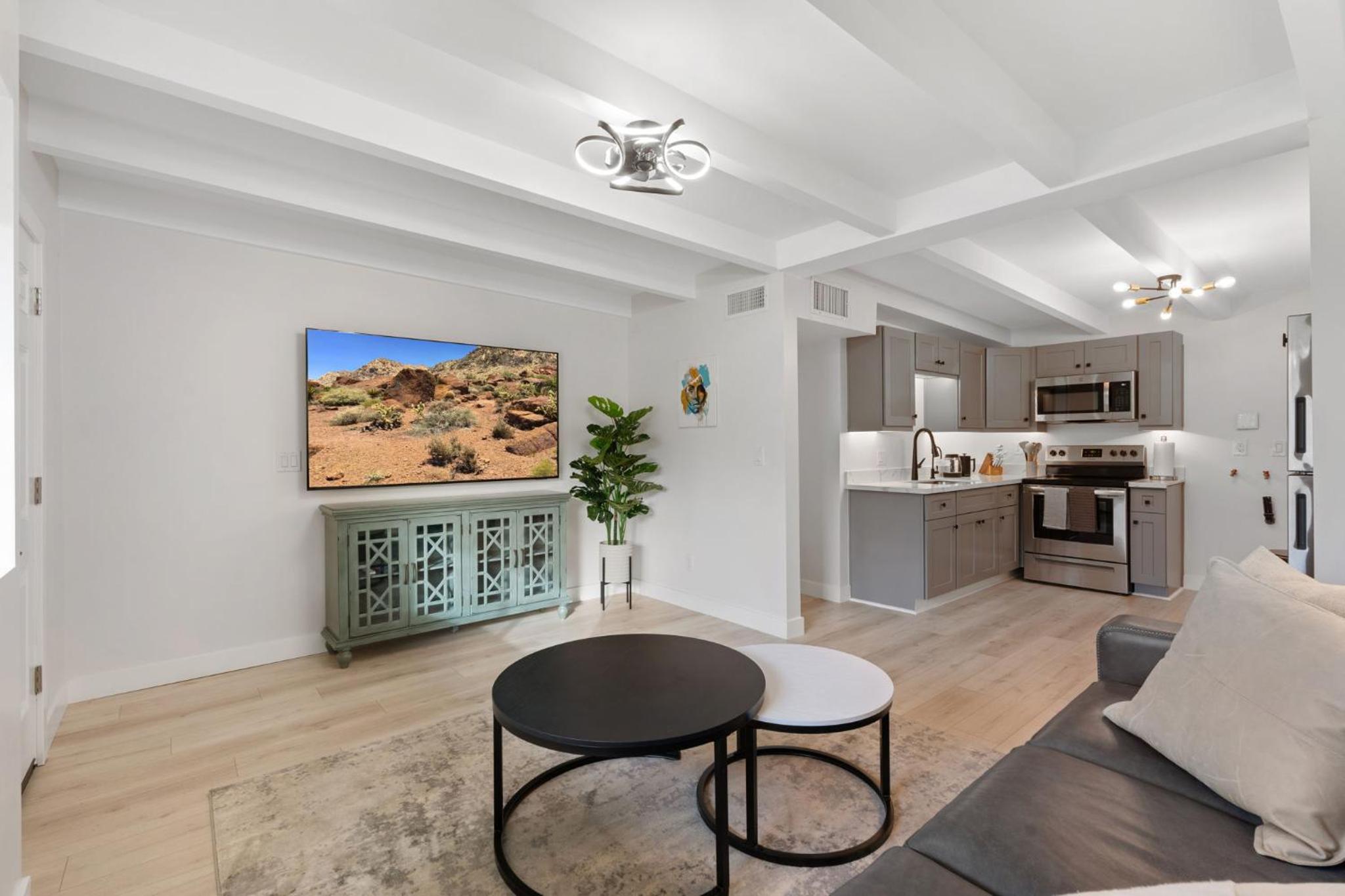 Mtn-View Suncadia Home Near Phoenix Hiking!