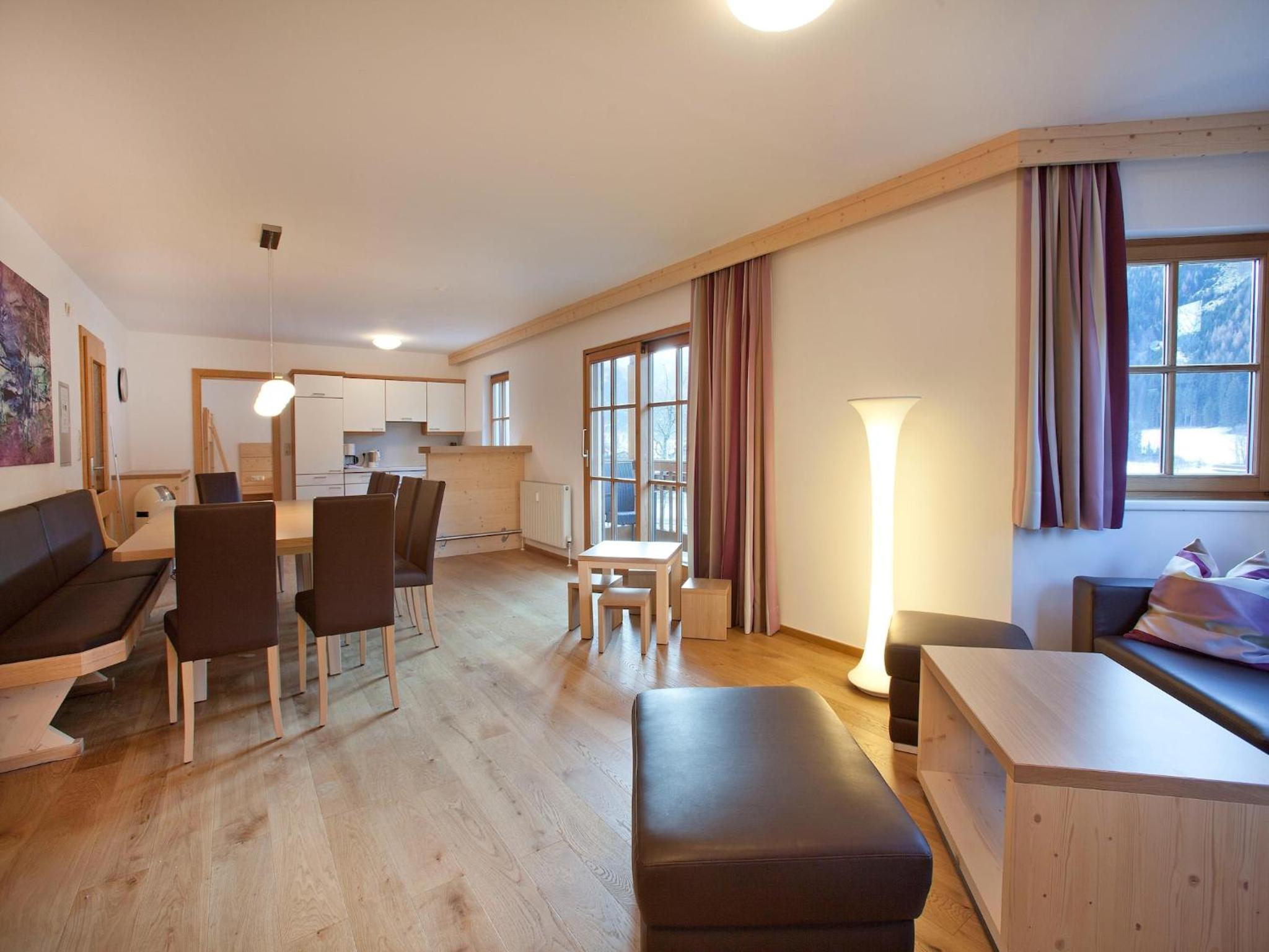 Apartment in Wald im Pinzgau near the ski lifts