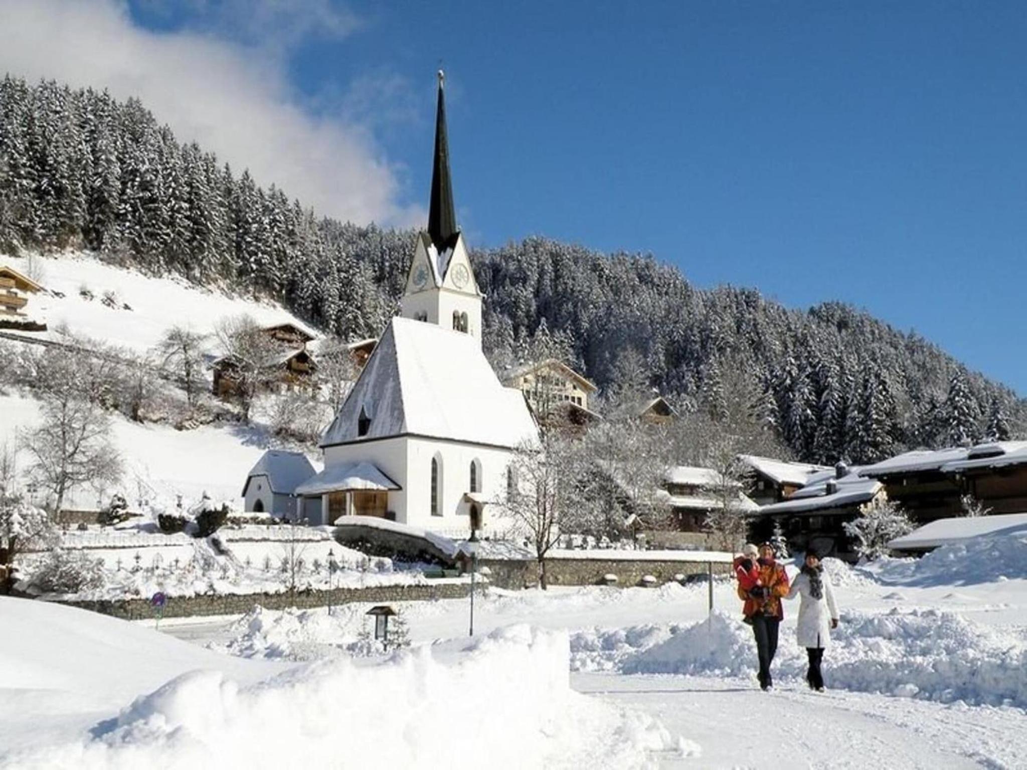 Apartment in Wald im Pinzgau near the ski lifts