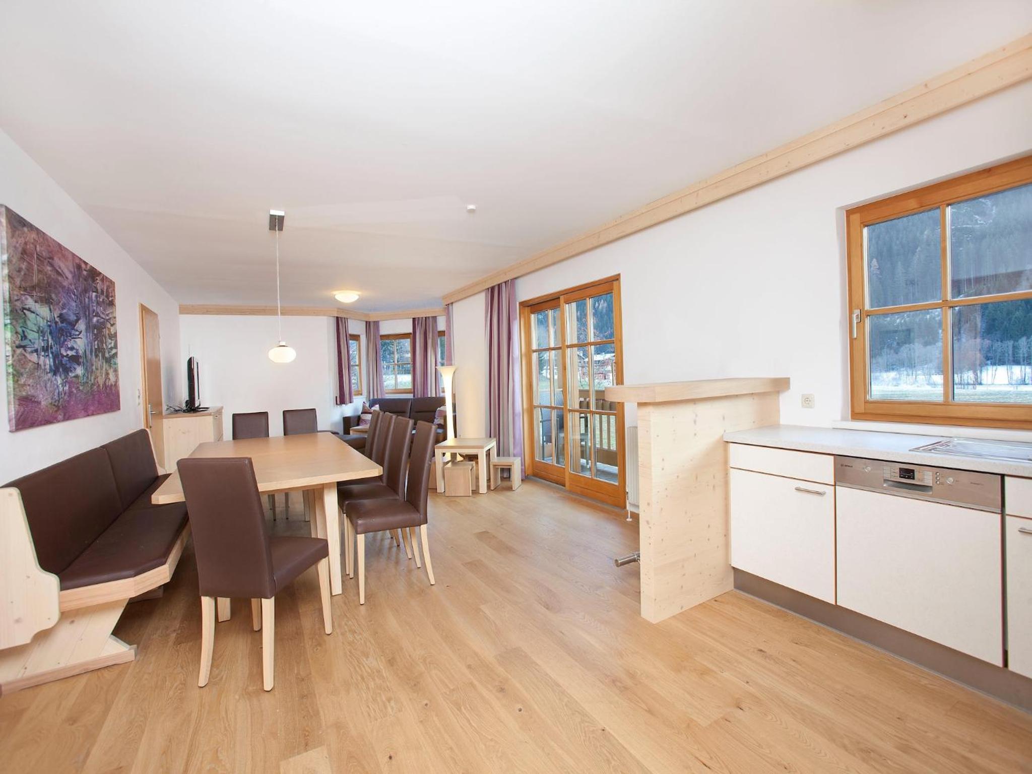 Apartment in Wald im Pinzgau near the ski lifts