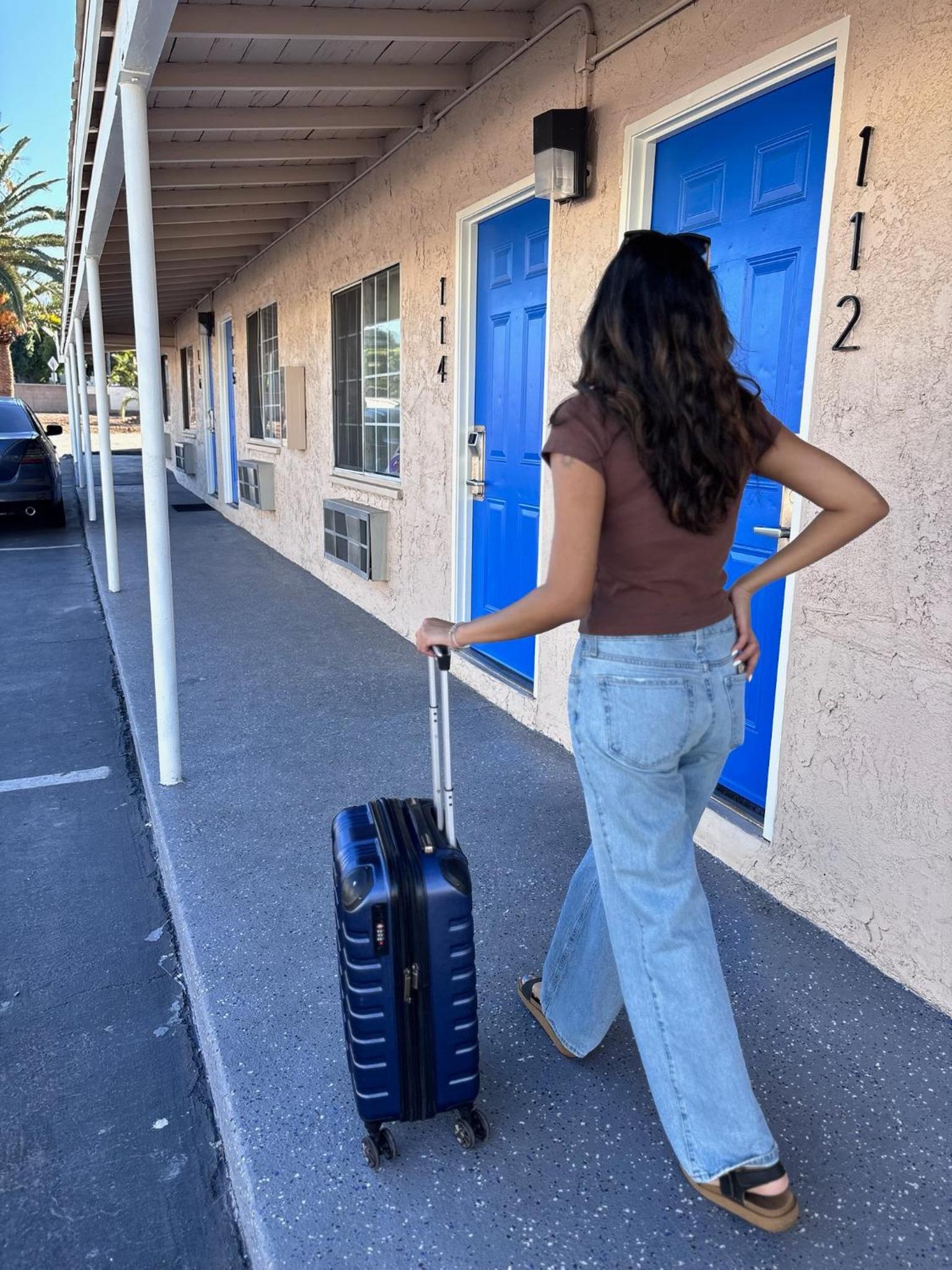 The Crest Motel