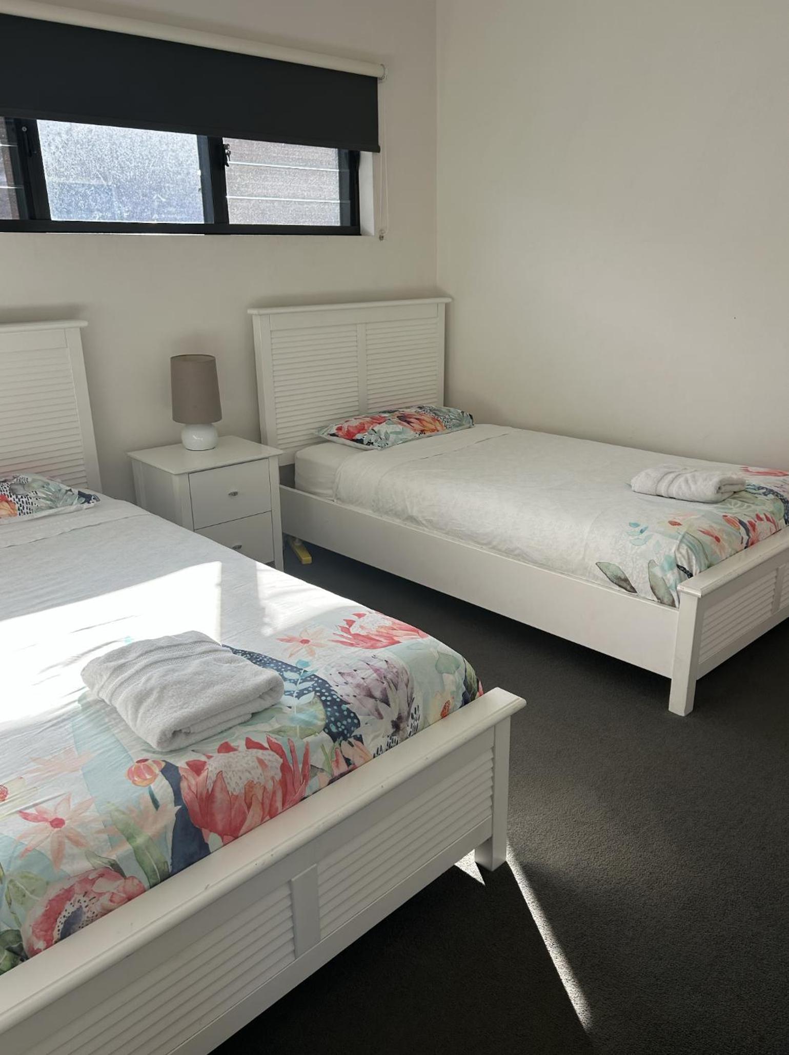 Manly Modern 3 Bedroom Home - Upper Duplex