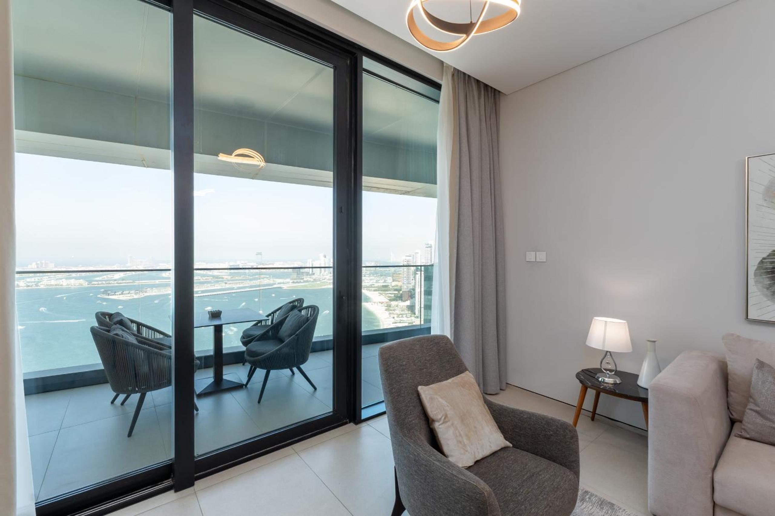 Address JBR Sea Views, Jumeirah Beach Residence, Dubai Marina - Mint Stay