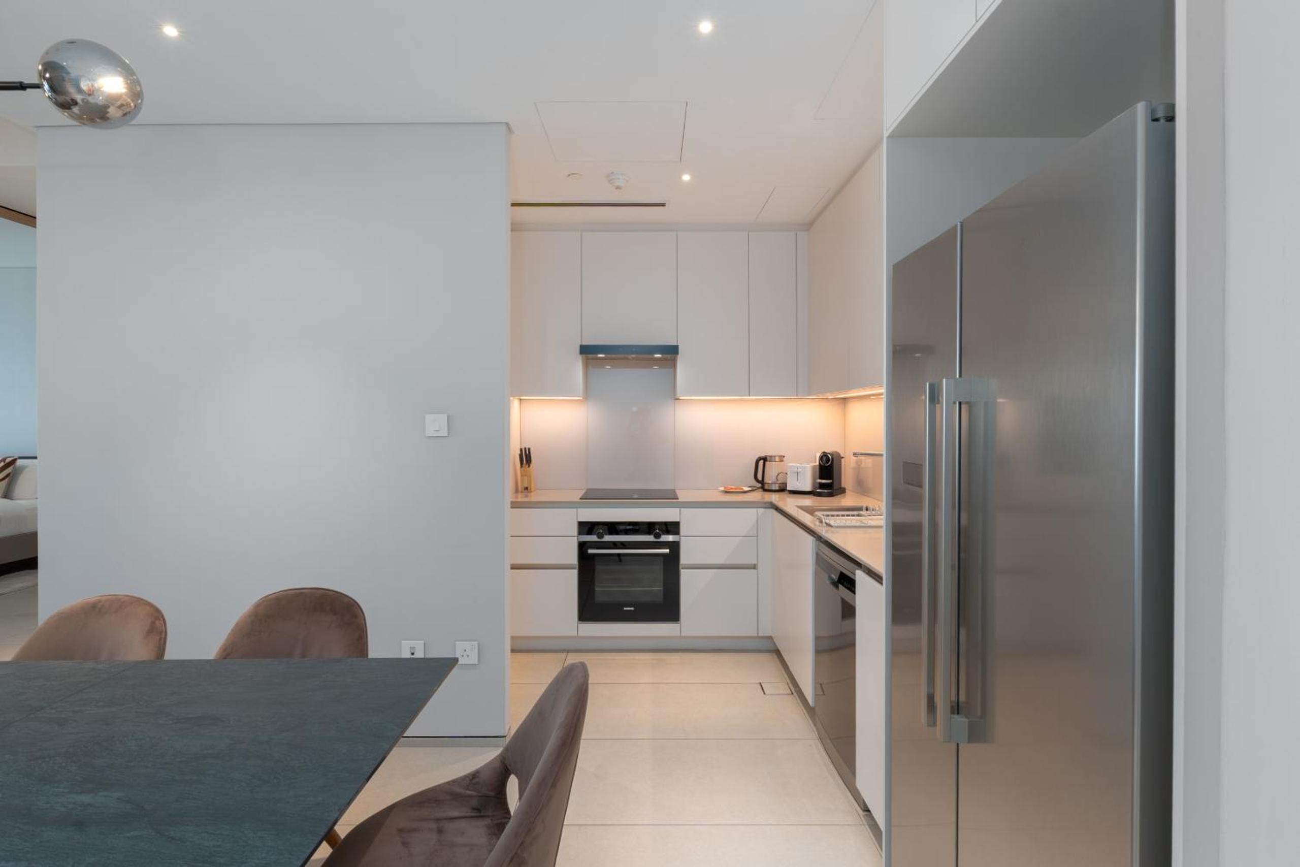 Address JBR Sea Views, Jumeirah Beach Residence, Dubai Marina - Mint Stay