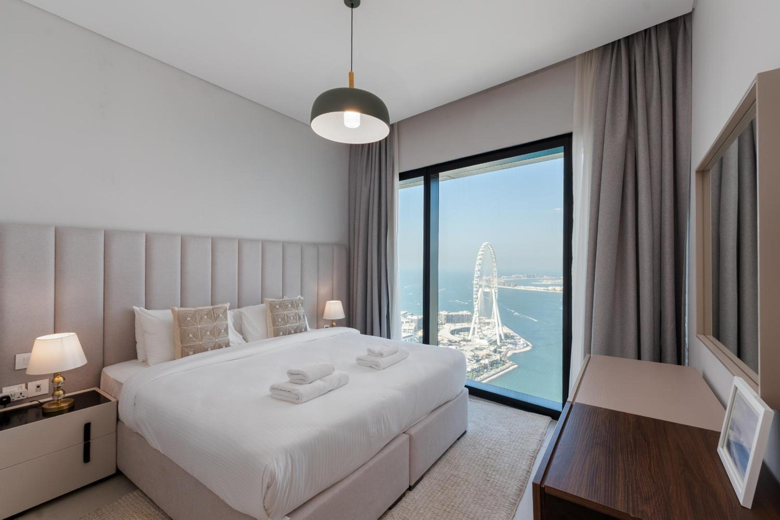 Address JBR Sea Views, Jumeirah Beach Residence, Dubai Marina - Mint Stay