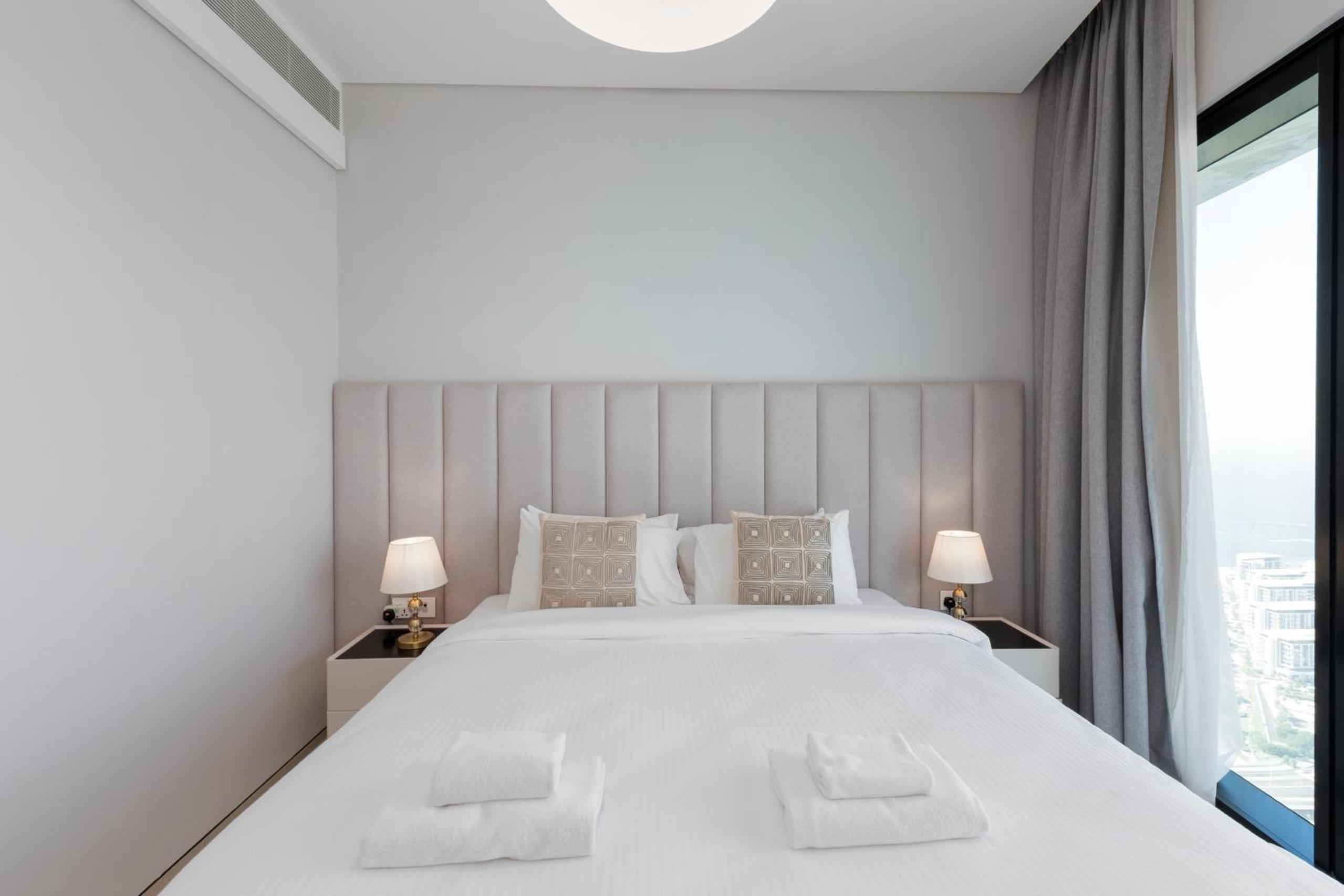 Address JBR Sea Views, Jumeirah Beach Residence, Dubai Marina - Mint Stay