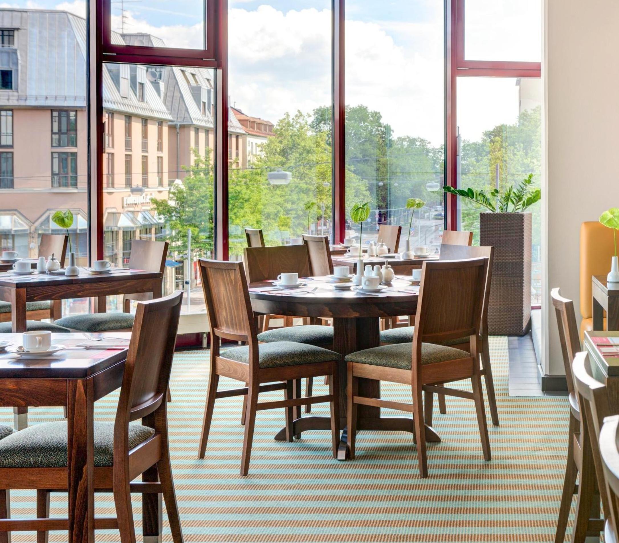 Augsburg Vacations - Rugs Hotel Augsburg City - Property Image 14
