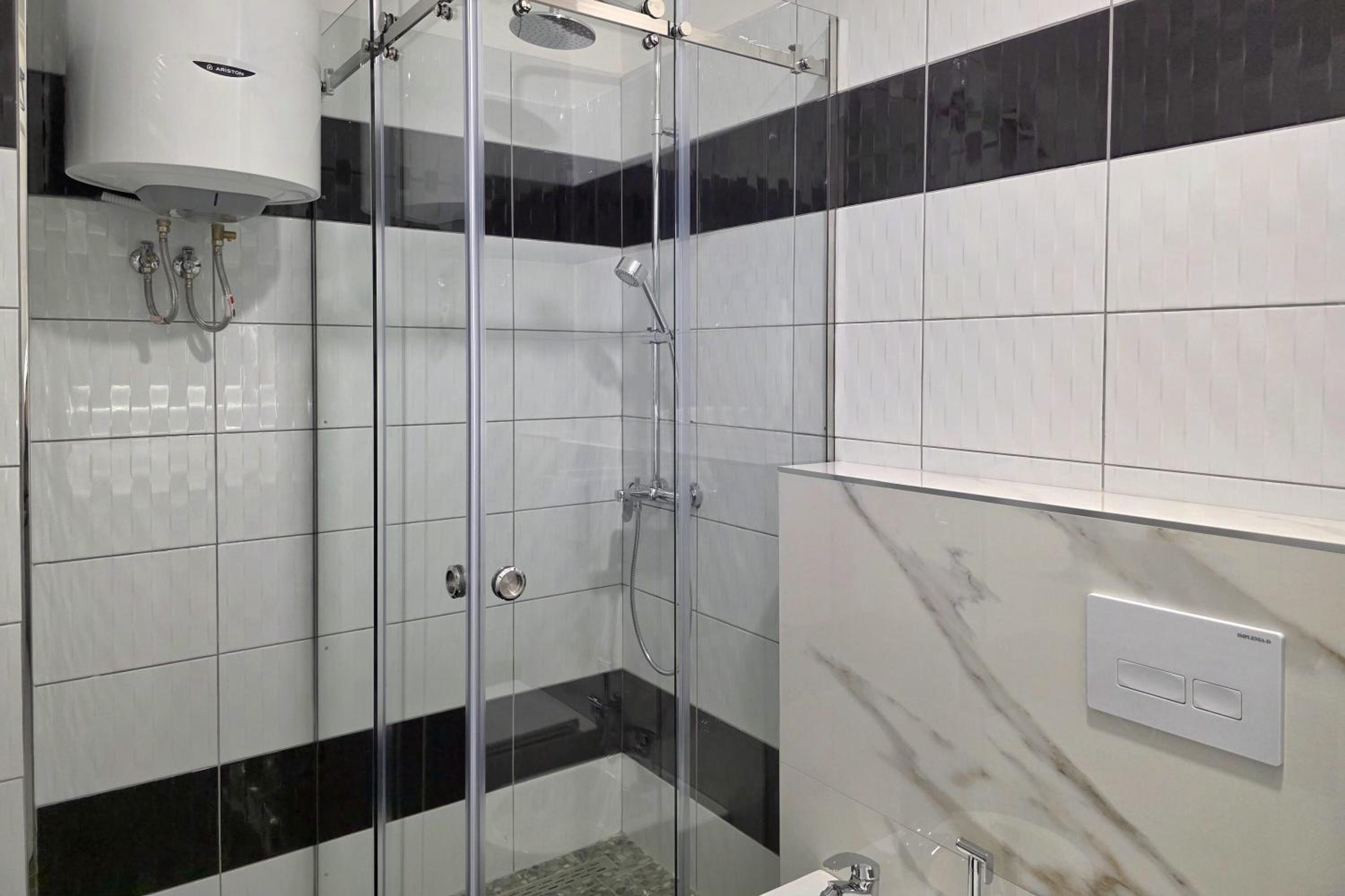 Brisa Del Mar Beachfront Apartment 116 - Happy Rentals