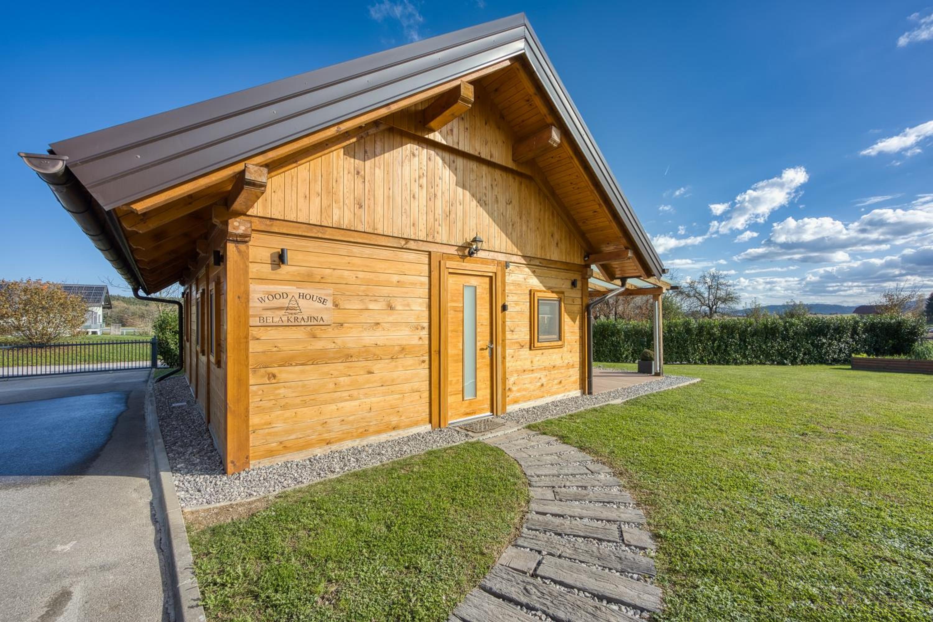 Wood House Bela Krajina - Happy Rentals