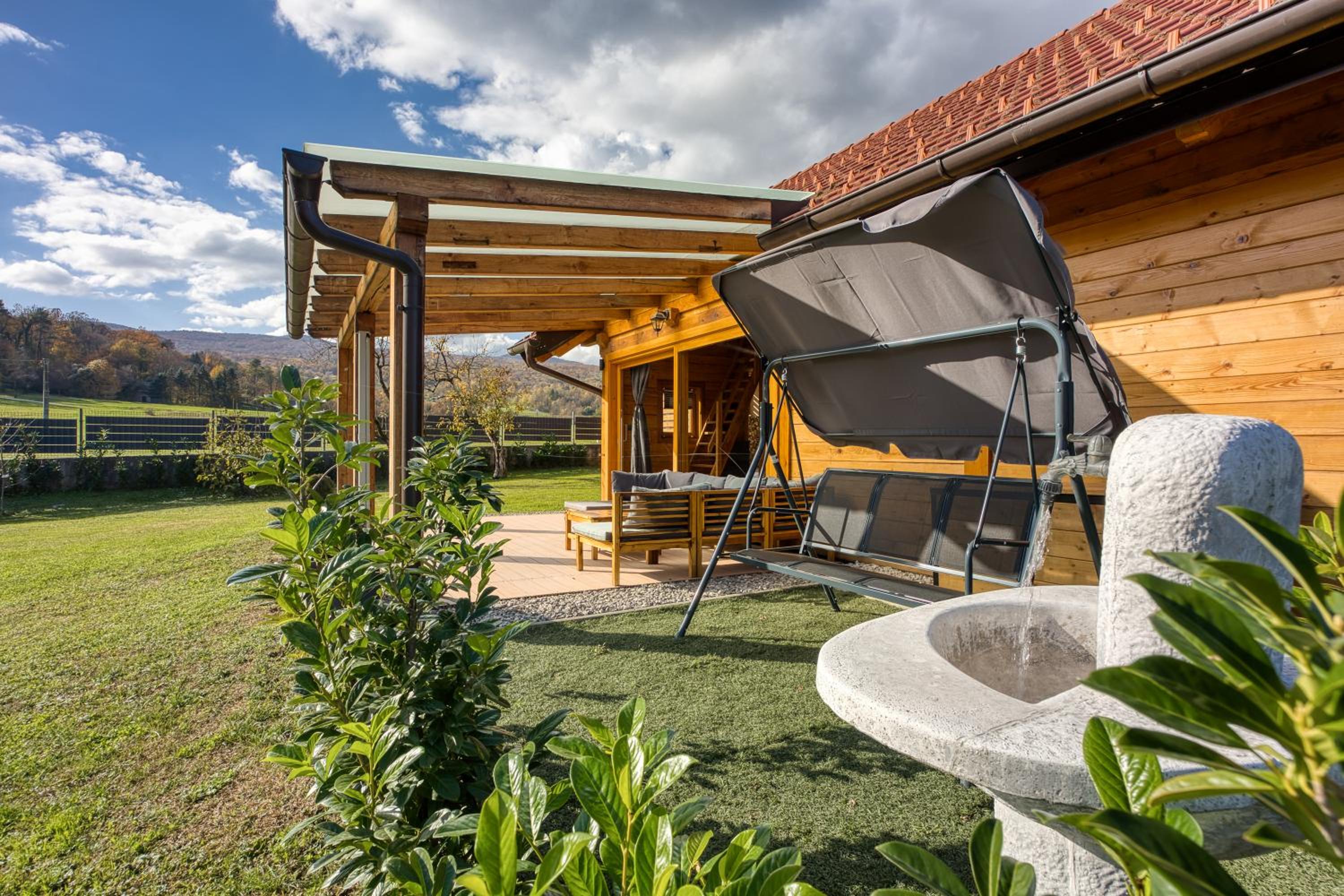 Wood House Bela Krajina - Happy Rentals