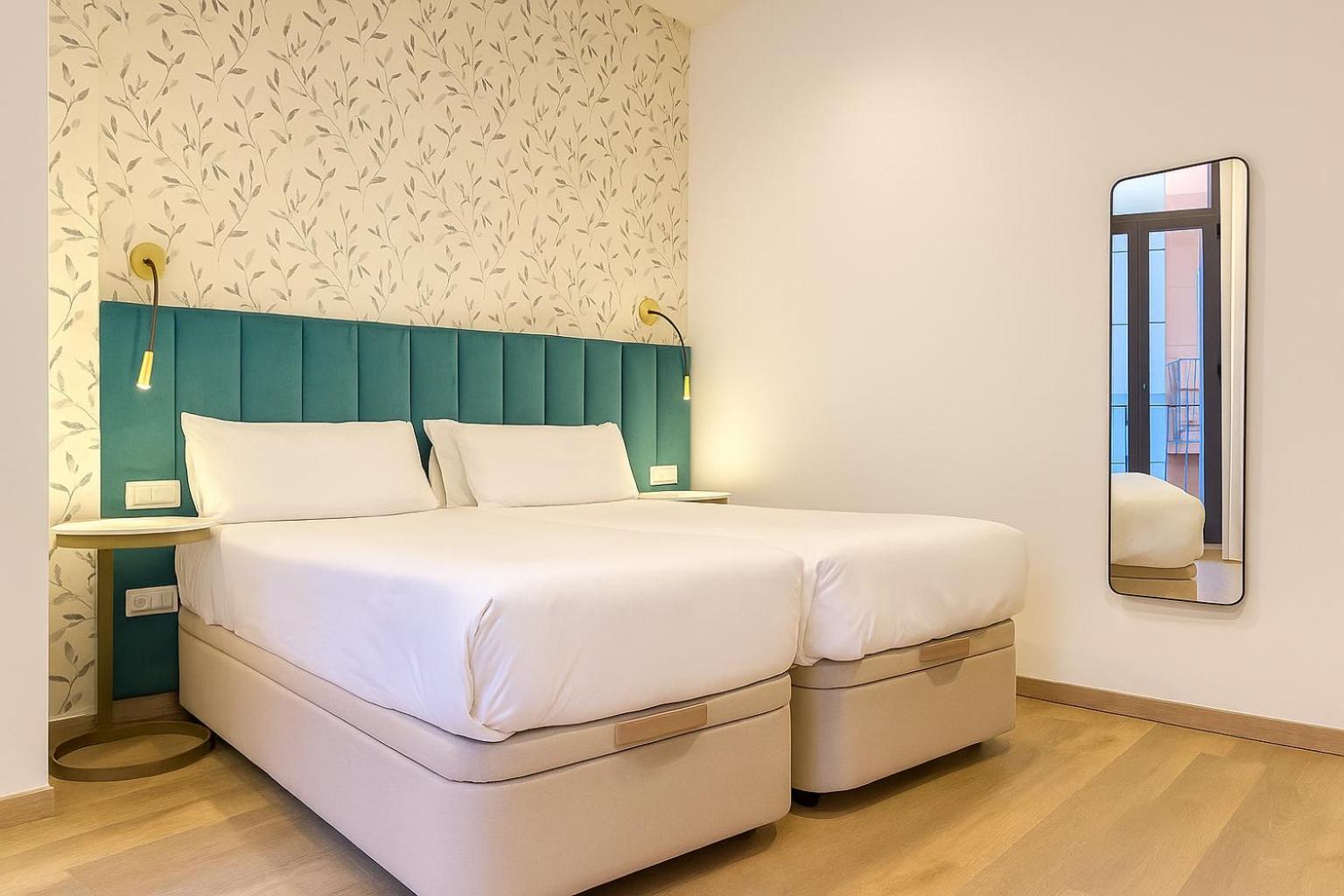 Souviron de Torres by Caleta Homes