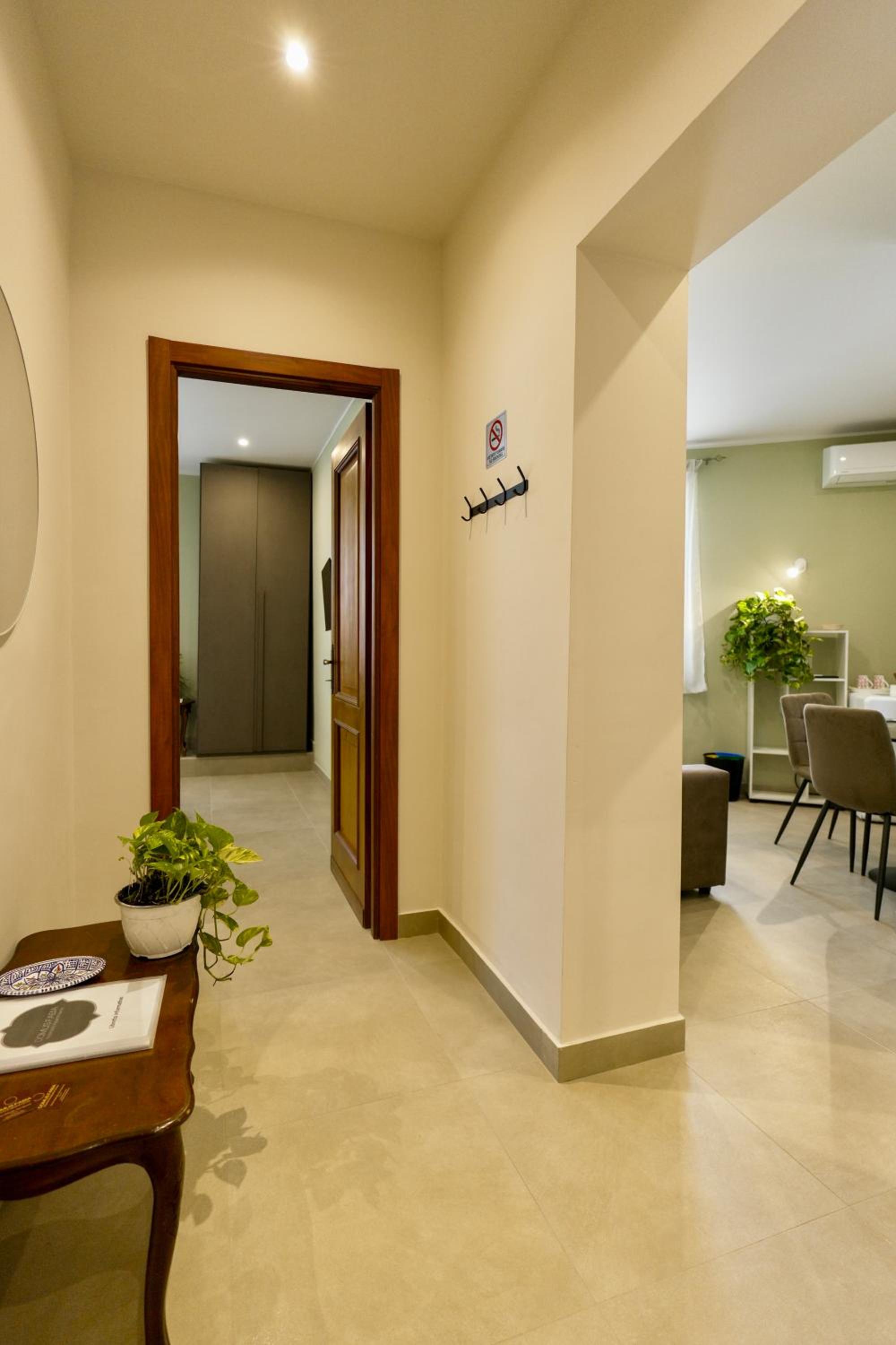 Domus Fabia - Rooms & Apartments