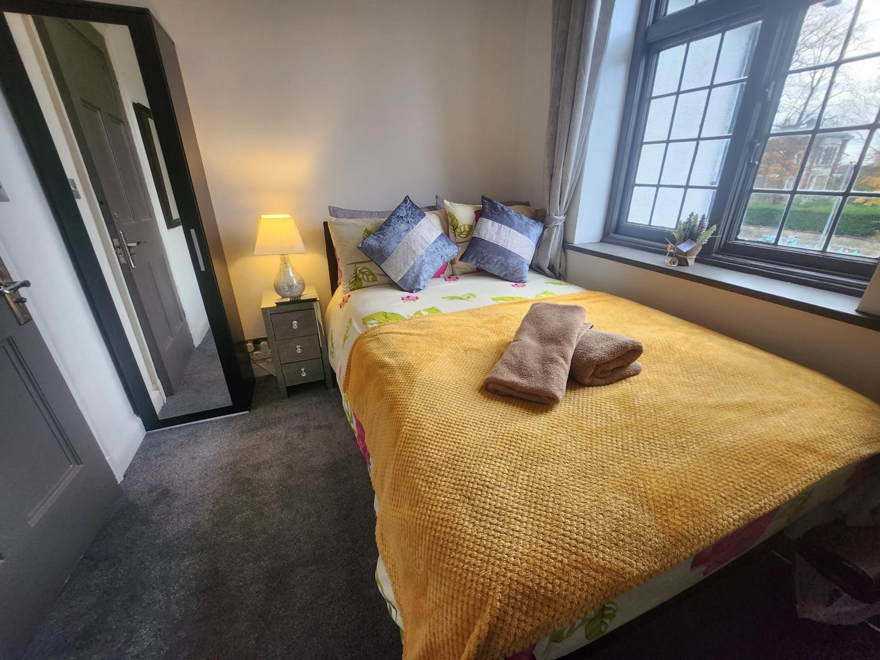 Luxury Cottage Stay Rooms Free Wifi Old Trafford Manchester