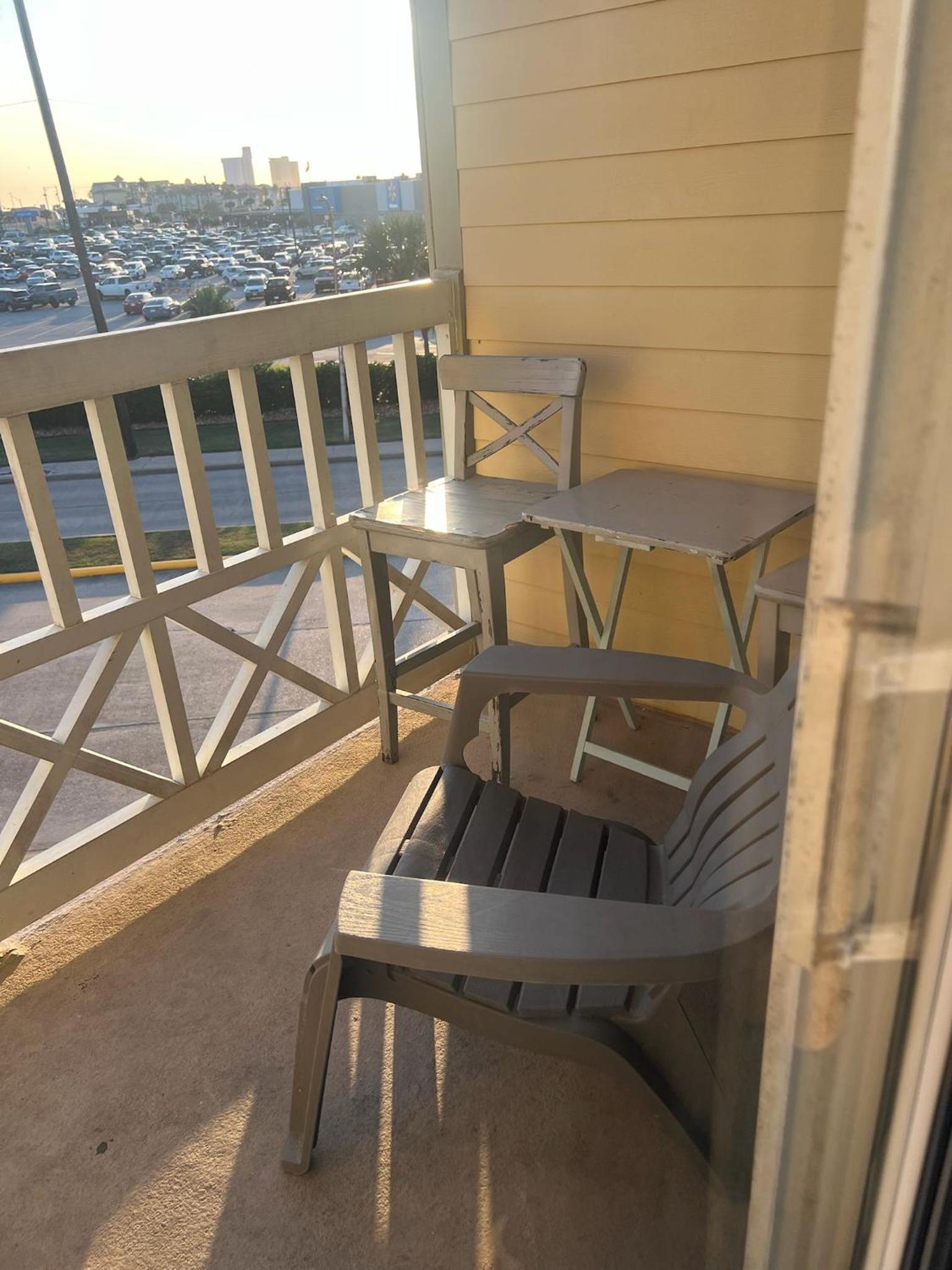 Ocean Views - Heated Pool - Hot Tub - Corner Unit - steps to beach - SS 29