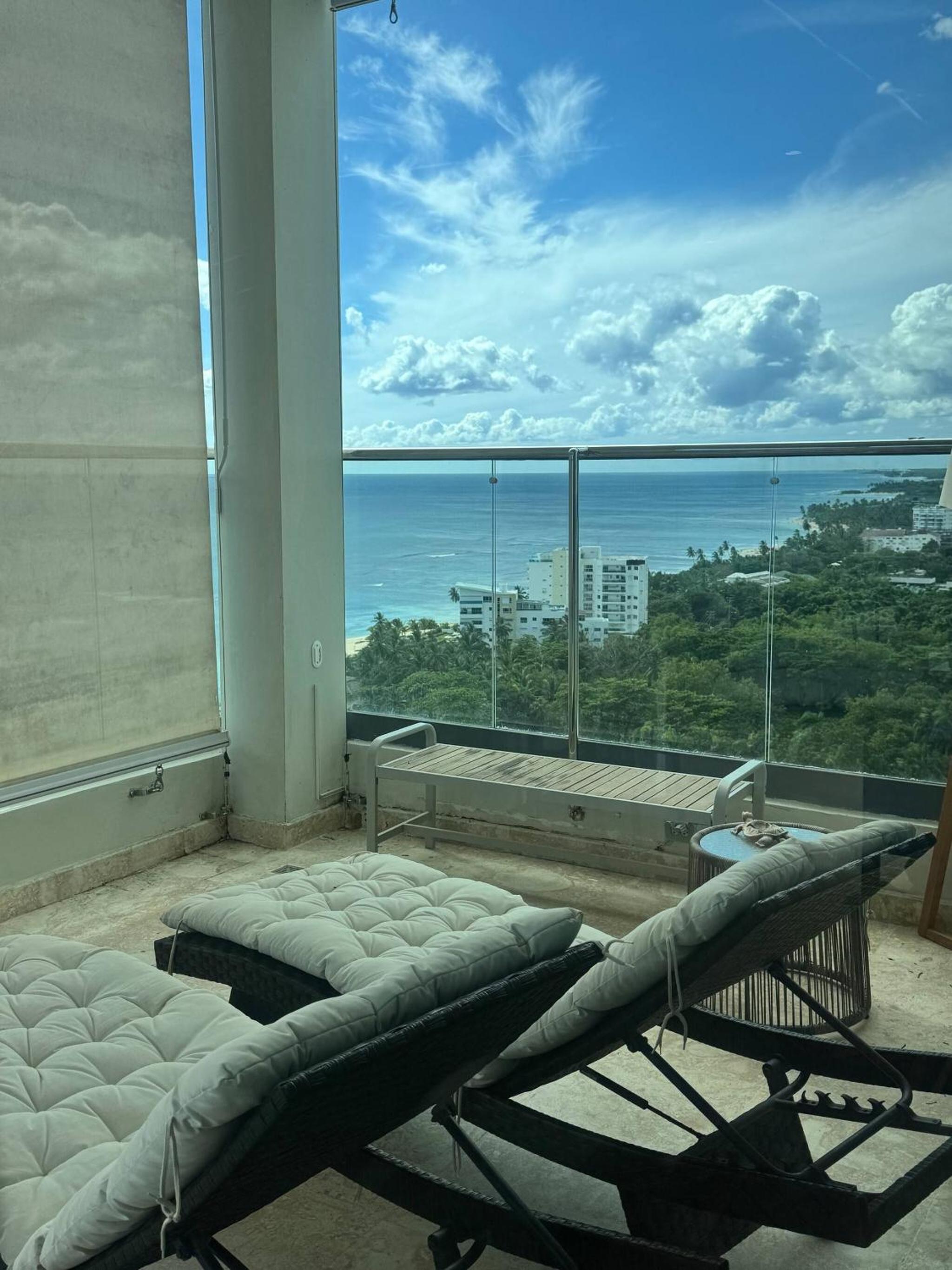 JuanDolio Penthouse 3 bedrooms Beachfront frente a hemingway