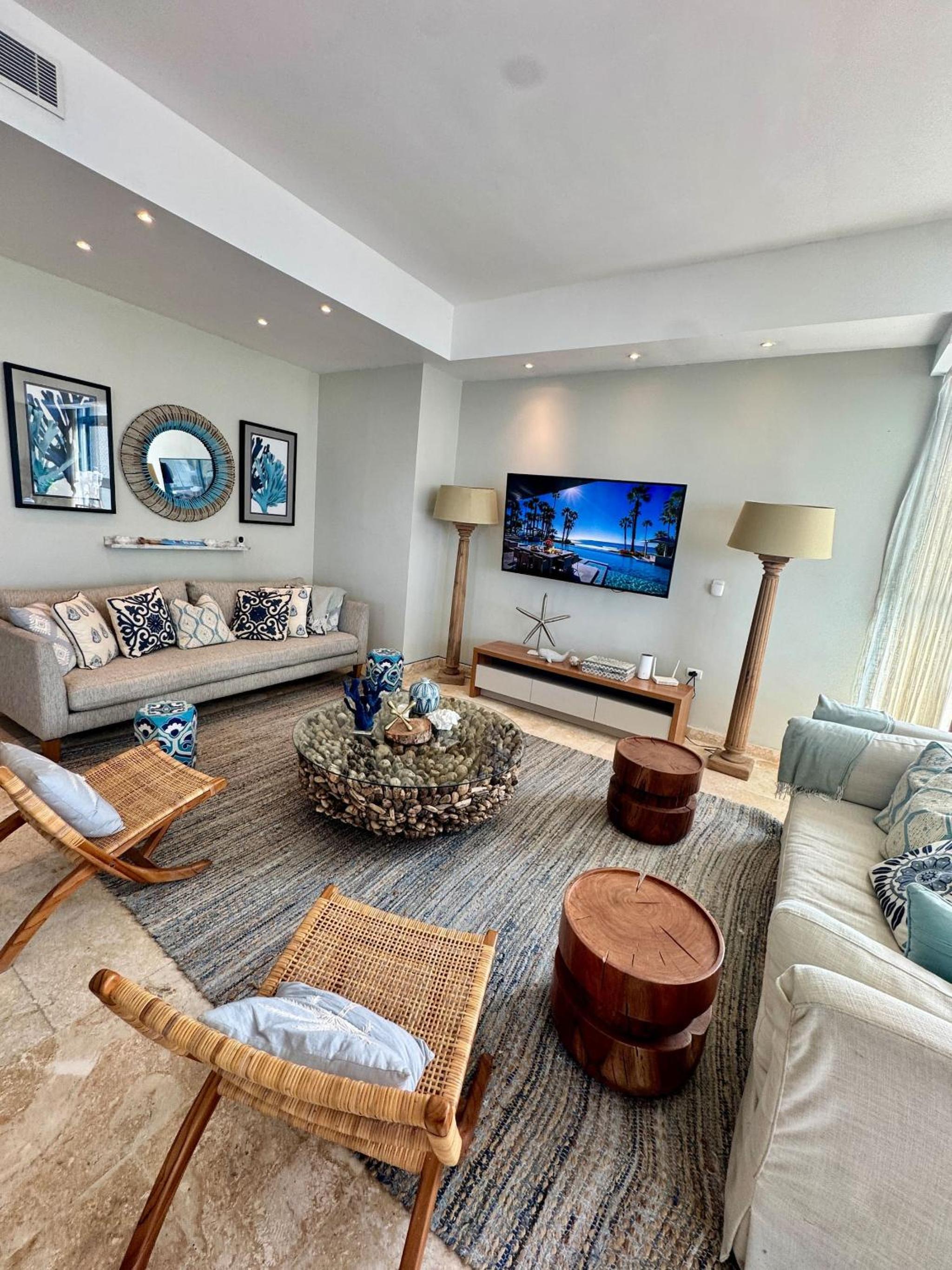 JuanDolio Penthouse 3 bedrooms Beachfront frente a hemingway