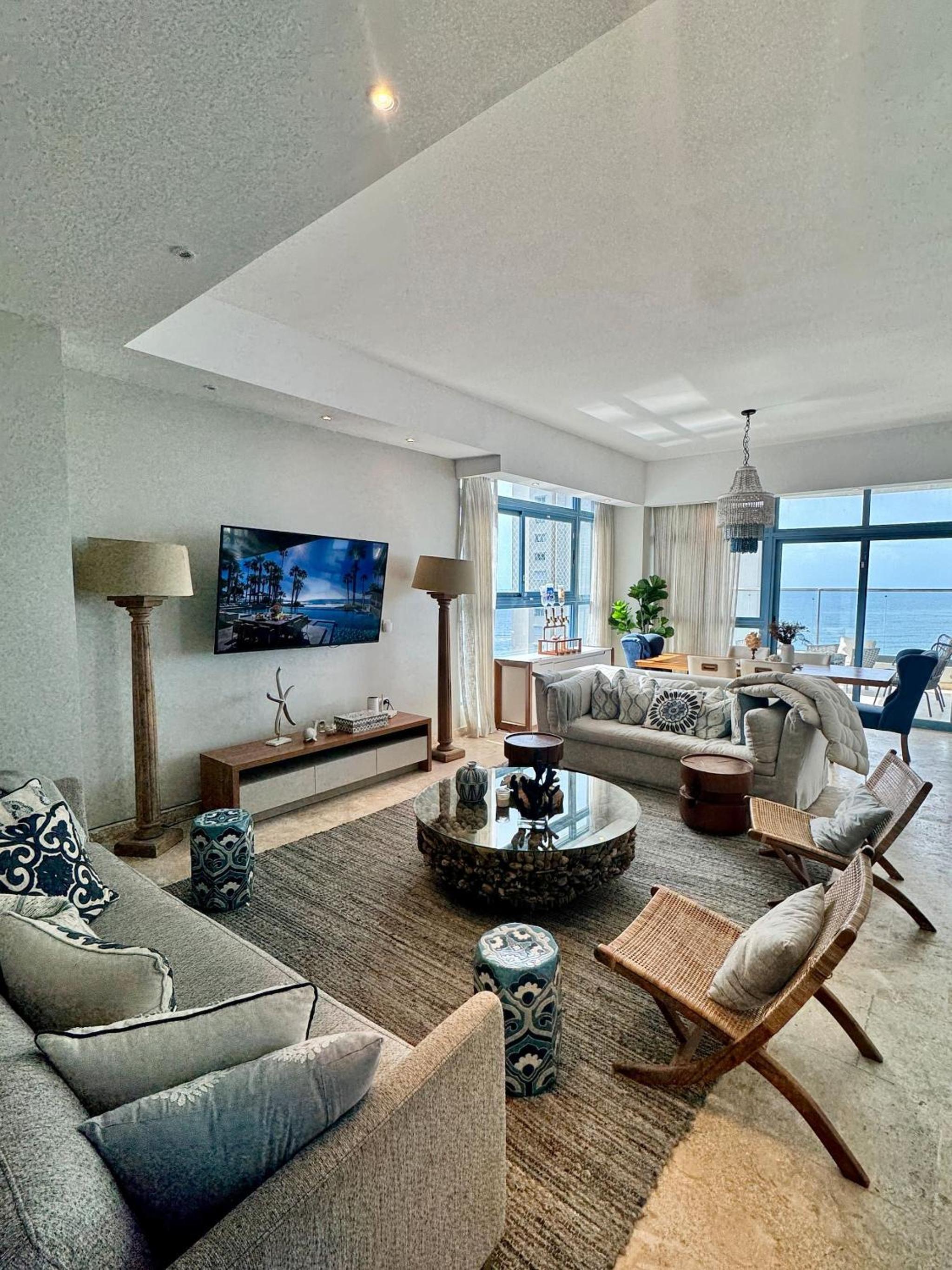 JuanDolio Penthouse 3 bedrooms Beachfront frente a hemingway
