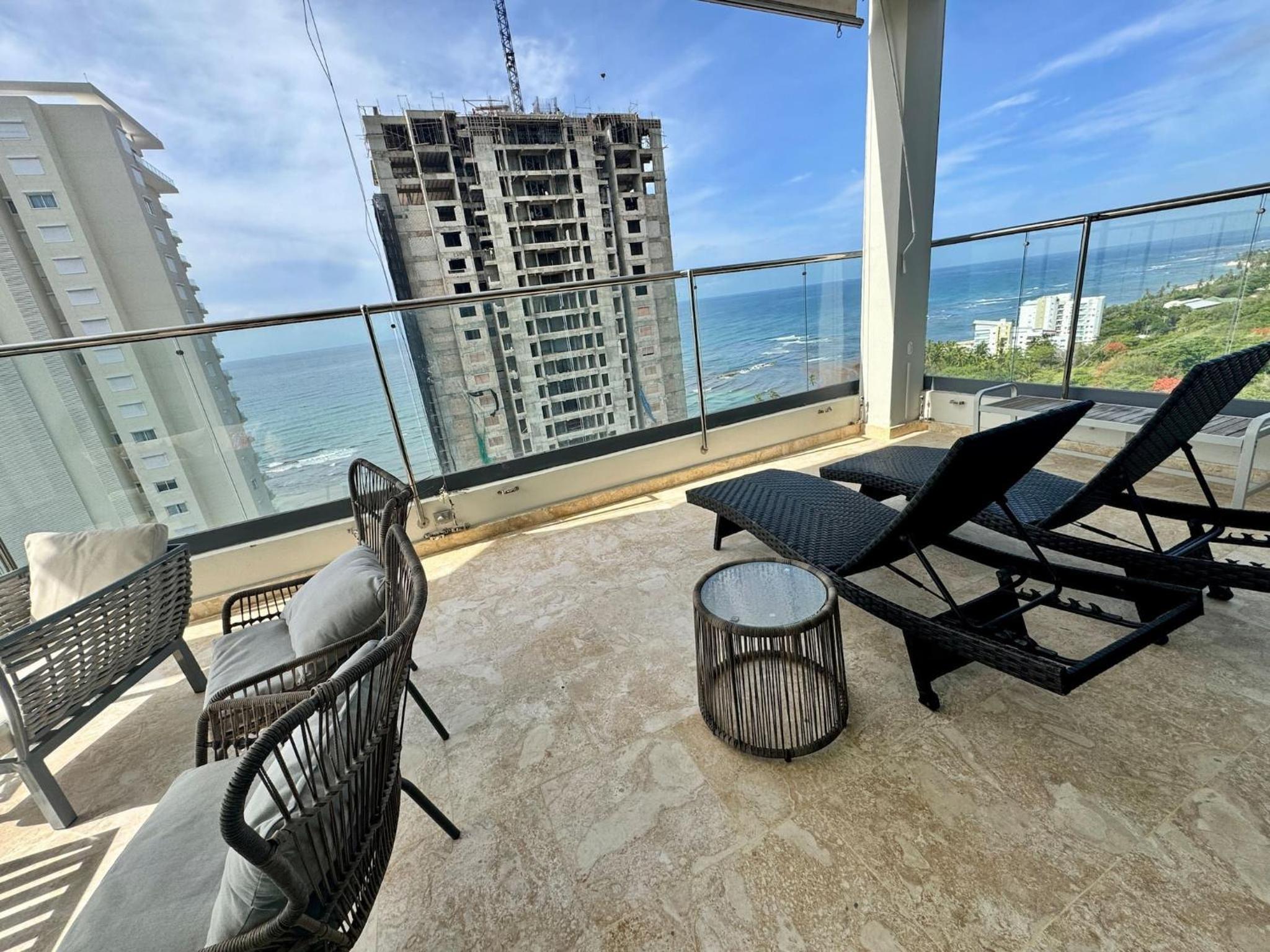 JuanDolio Penthouse 3 bedrooms Beachfront frente a hemingway