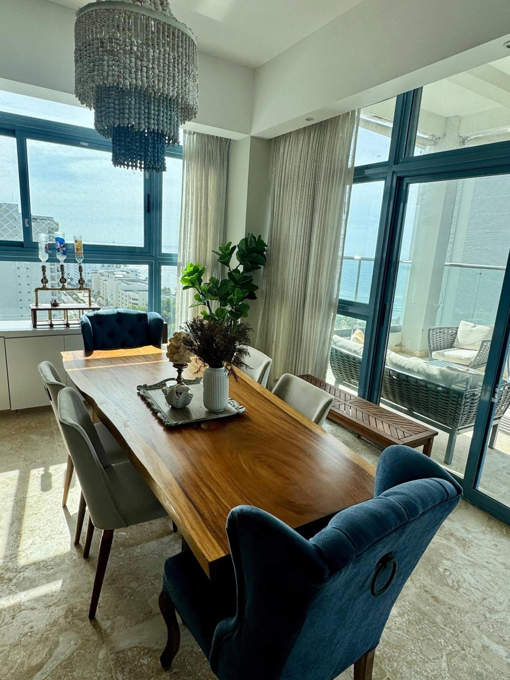 JuanDolio Penthouse 3 bedrooms Beachfront frente a hemingway