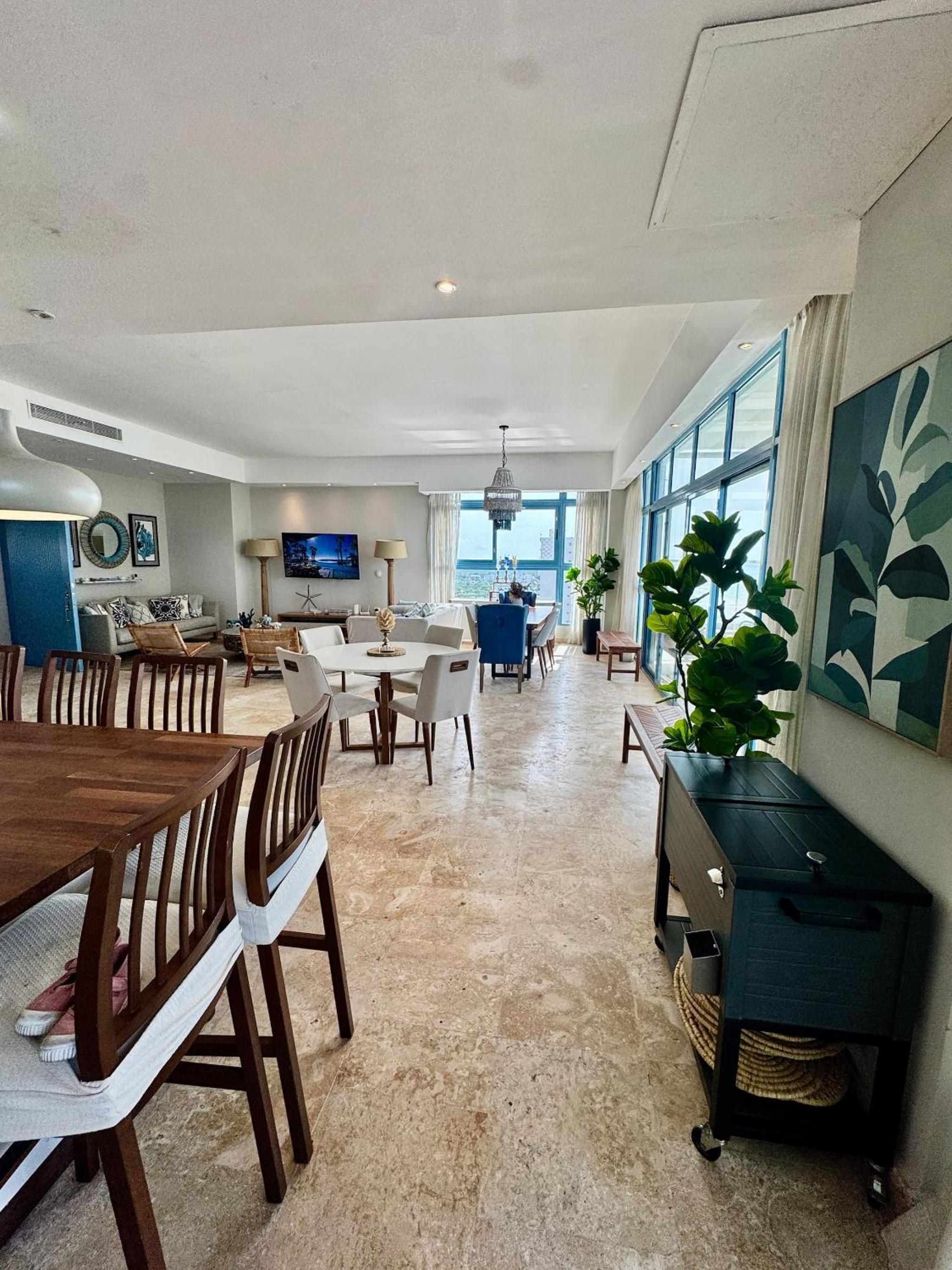 JuanDolio Penthouse 3 bedrooms Beachfront frente a hemingway