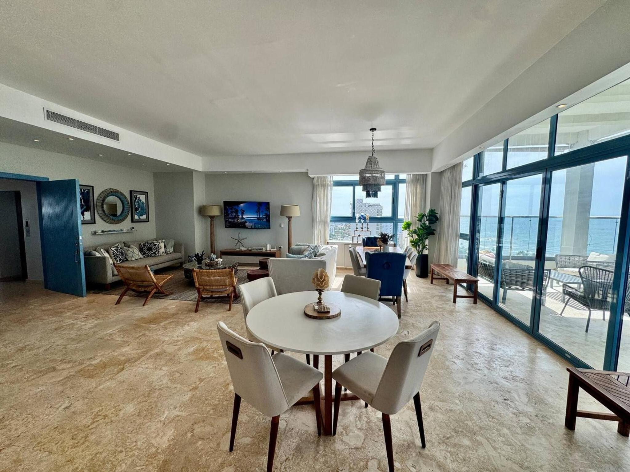 JuanDolio Penthouse 3 bedrooms Beachfront frente a hemingway