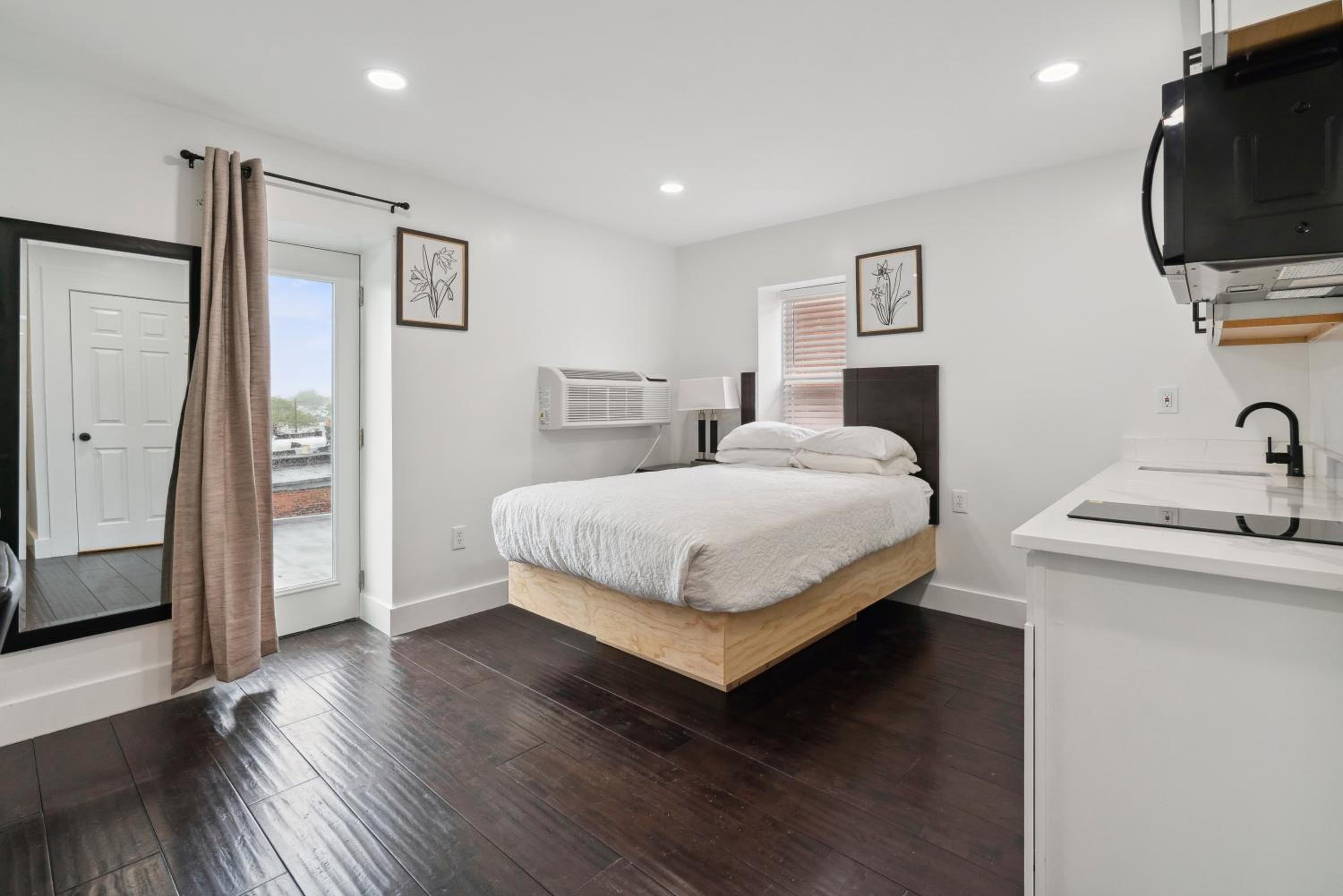Affordable Cozy&Chic Hotel in Philadelphia