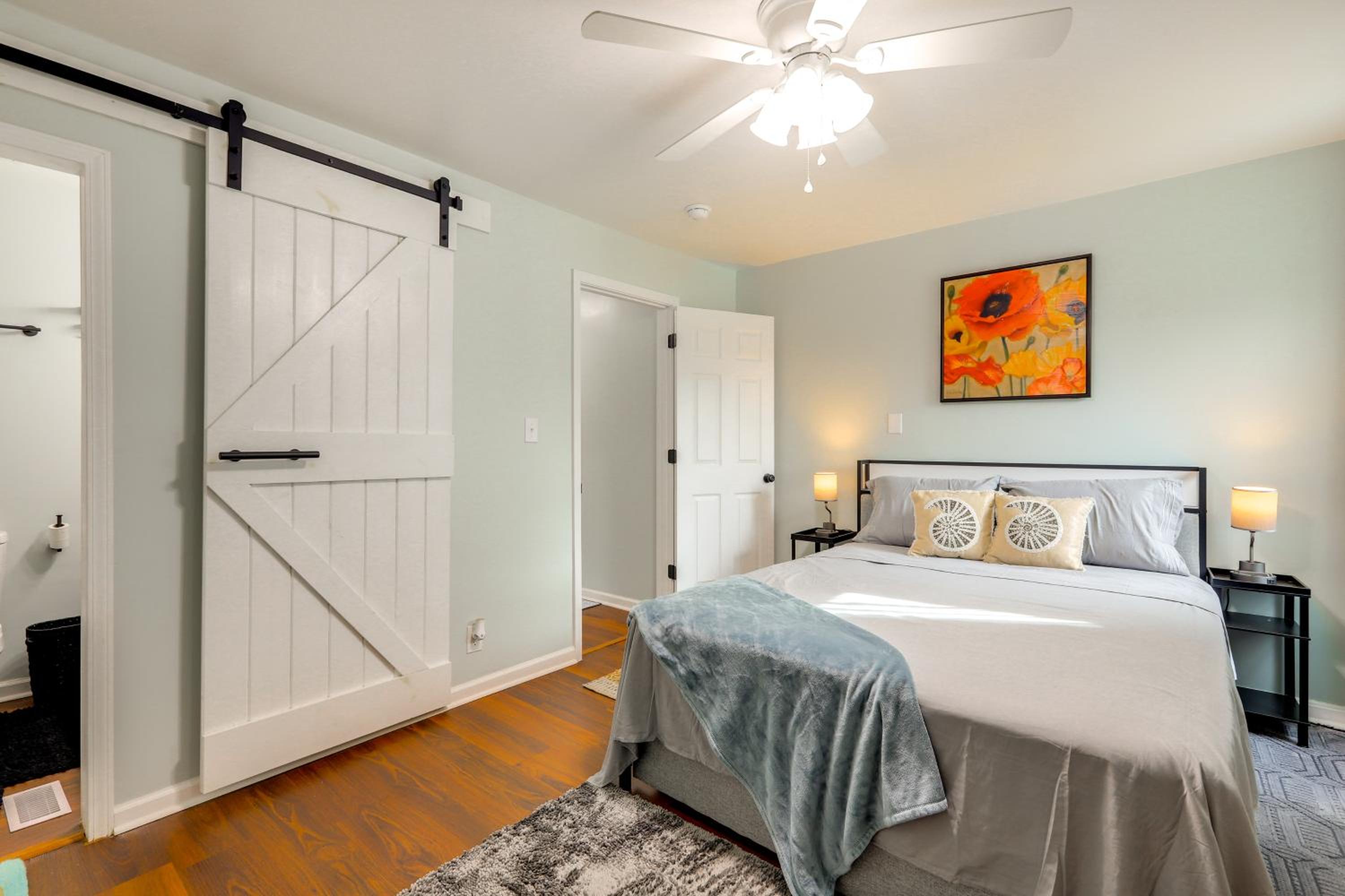 Lakefront Getaway with Dock and Views in Macon!
