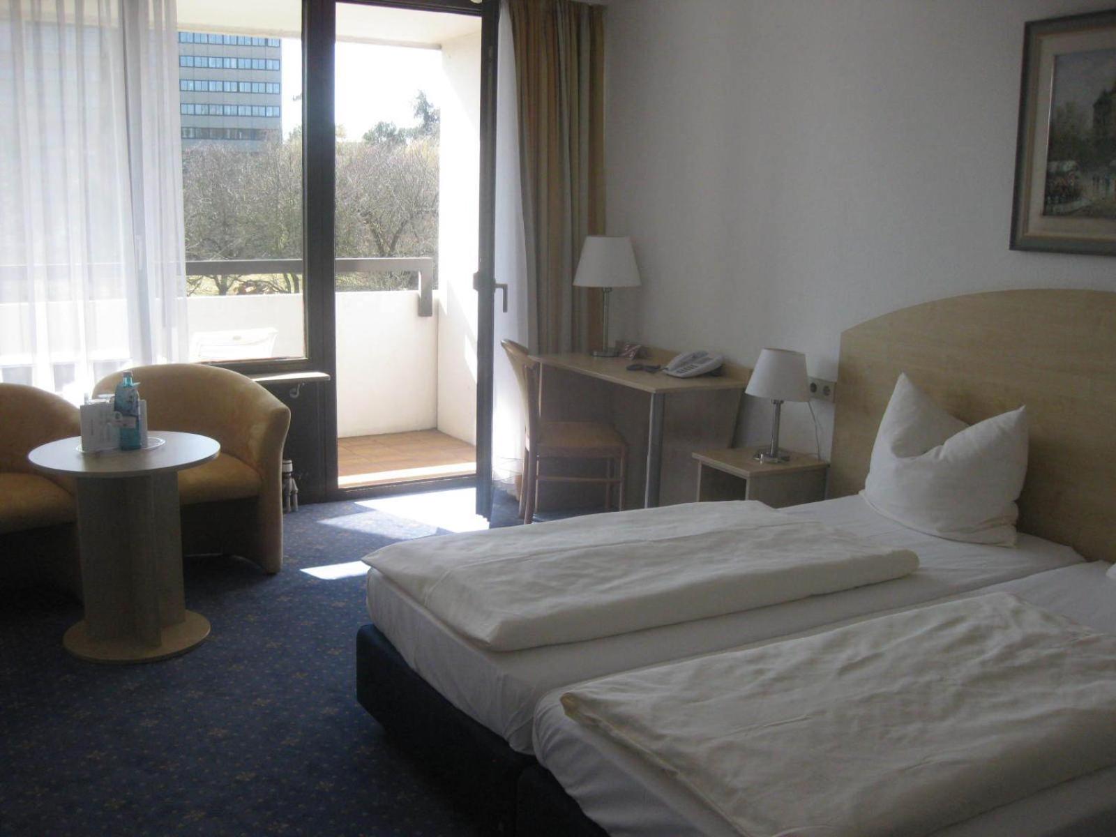 Sindelfingen Vacations - HAK Hotel am Klostersee - Property Image 9