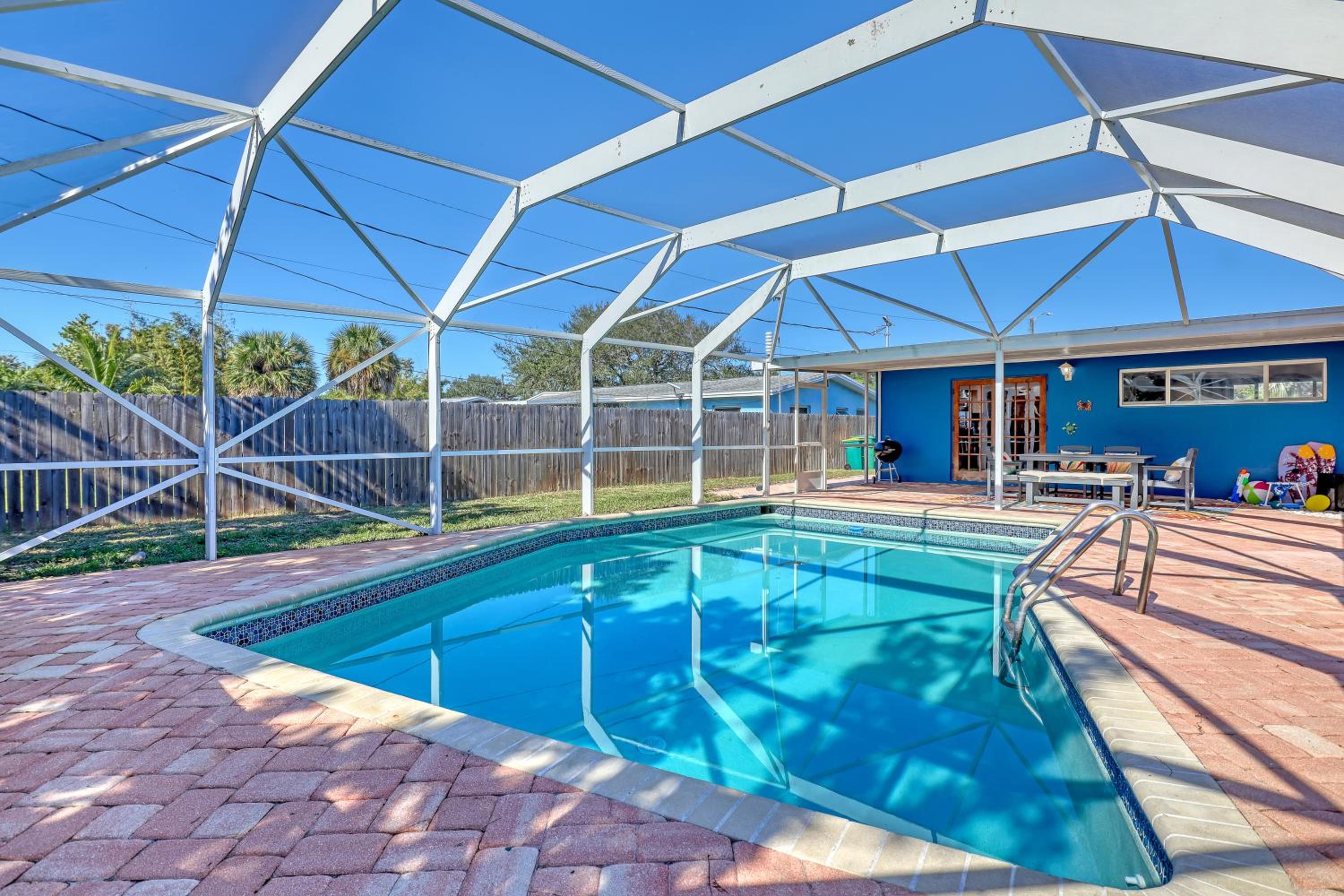 Vibrant Coastal Cottage with Pool