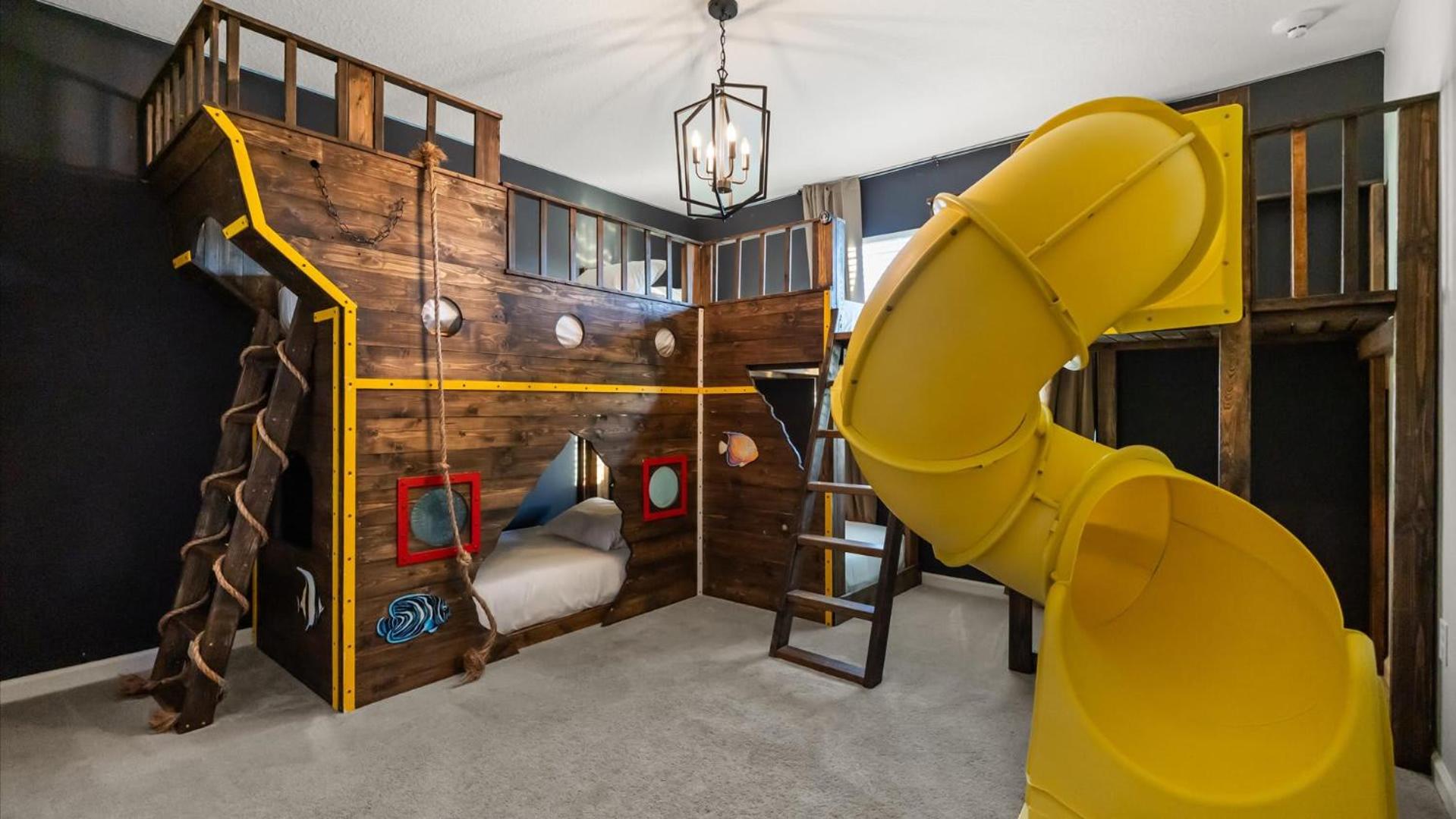 Upstay Bella Vida Retreat w Pool Cinema and Games