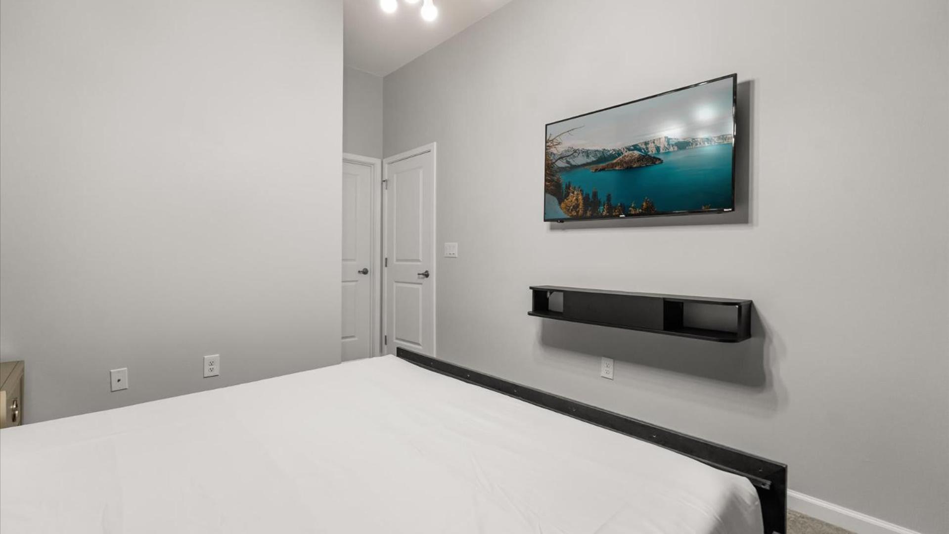 Upstay Bella Vida Retreat w Pool Cinema and Games