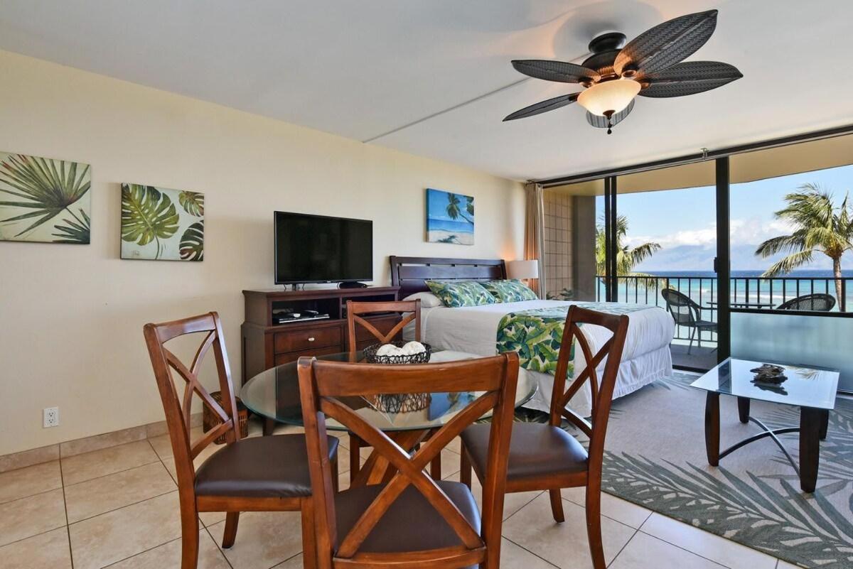 Valley Isle 407 · VI 407 BeachFront Studio w Pool
