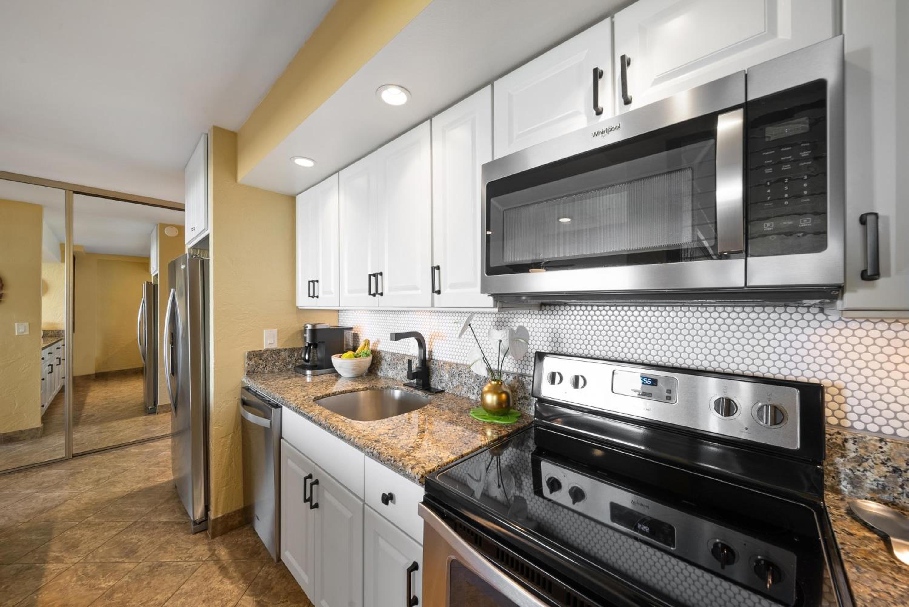 Papakea L101 · PK L101 Maui Ground-Floor Condo with Ocean Views