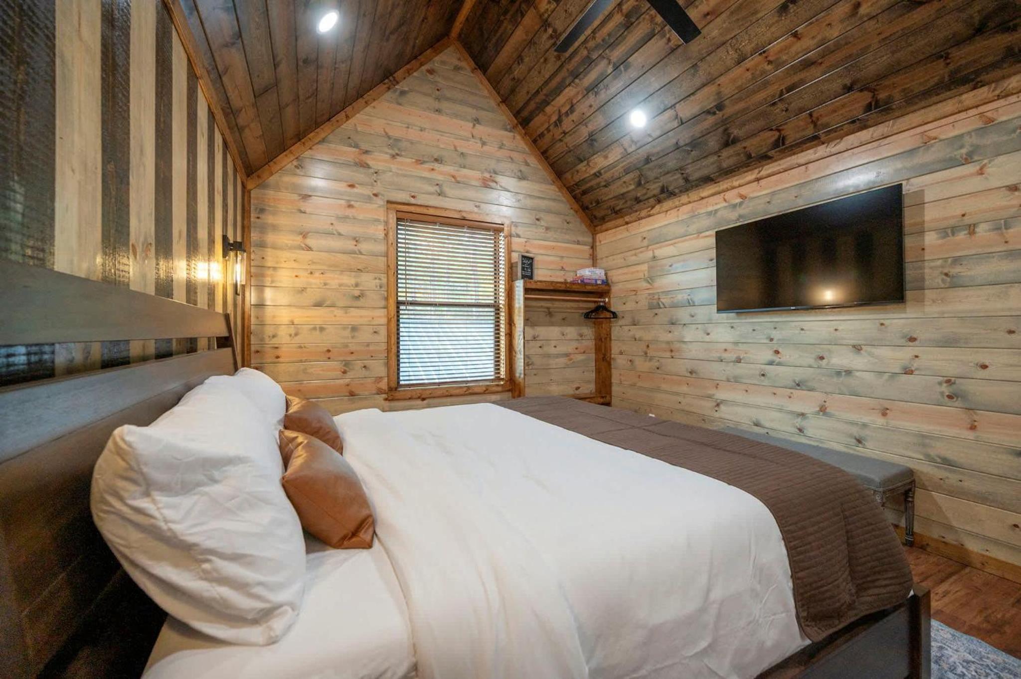 River Fork Retreat Stay for 12