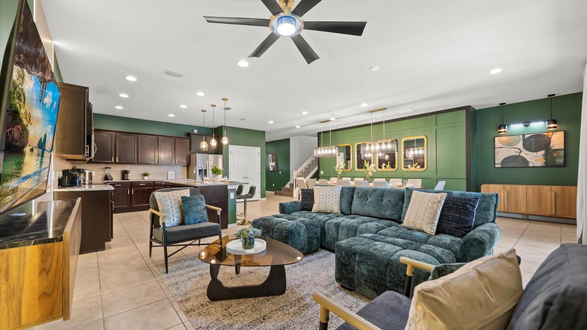 Upstay Epic Windsor Home w Pool Cinema & Games
