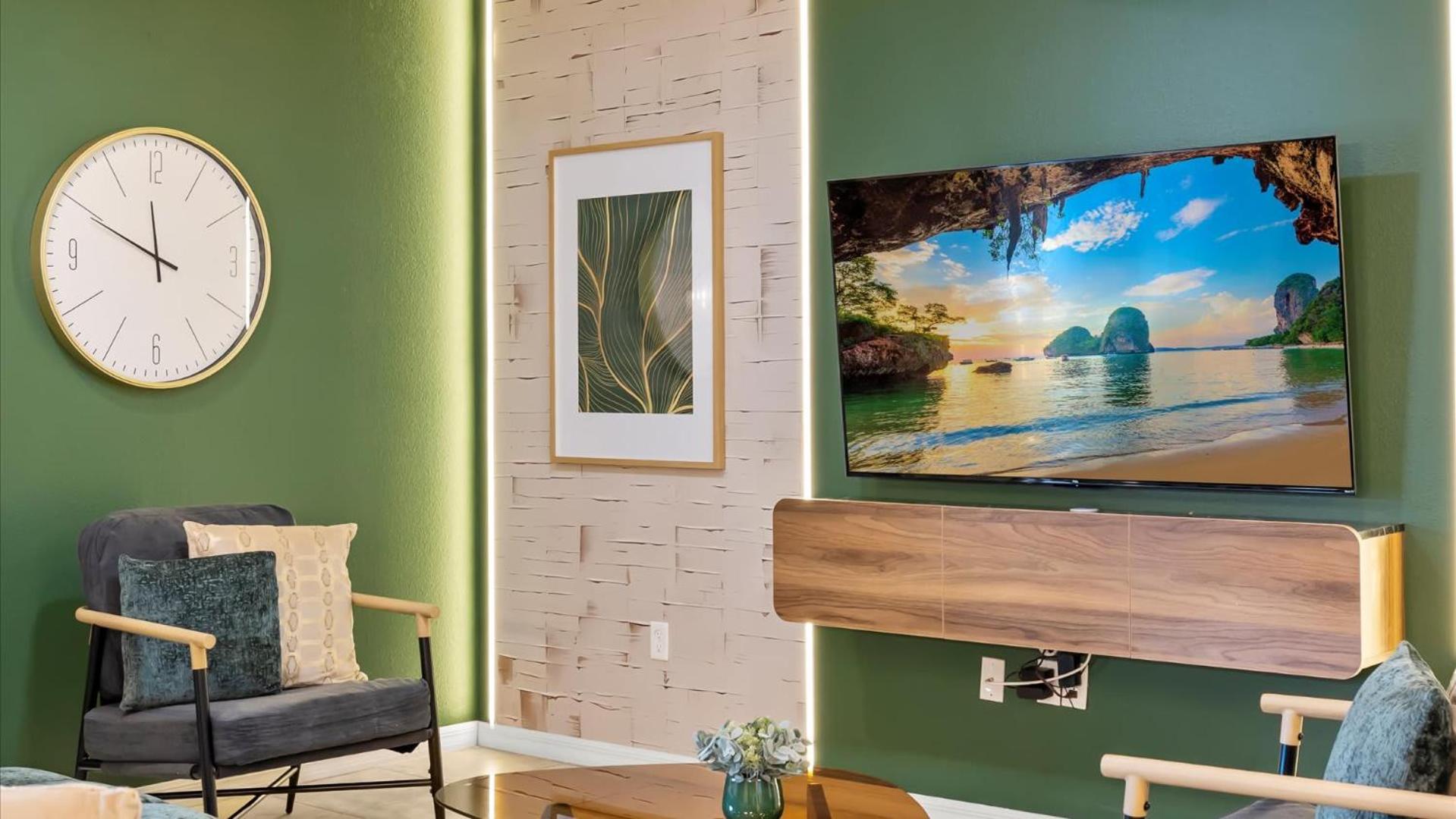Upstay Epic Windsor Home w Pool Cinema & Games