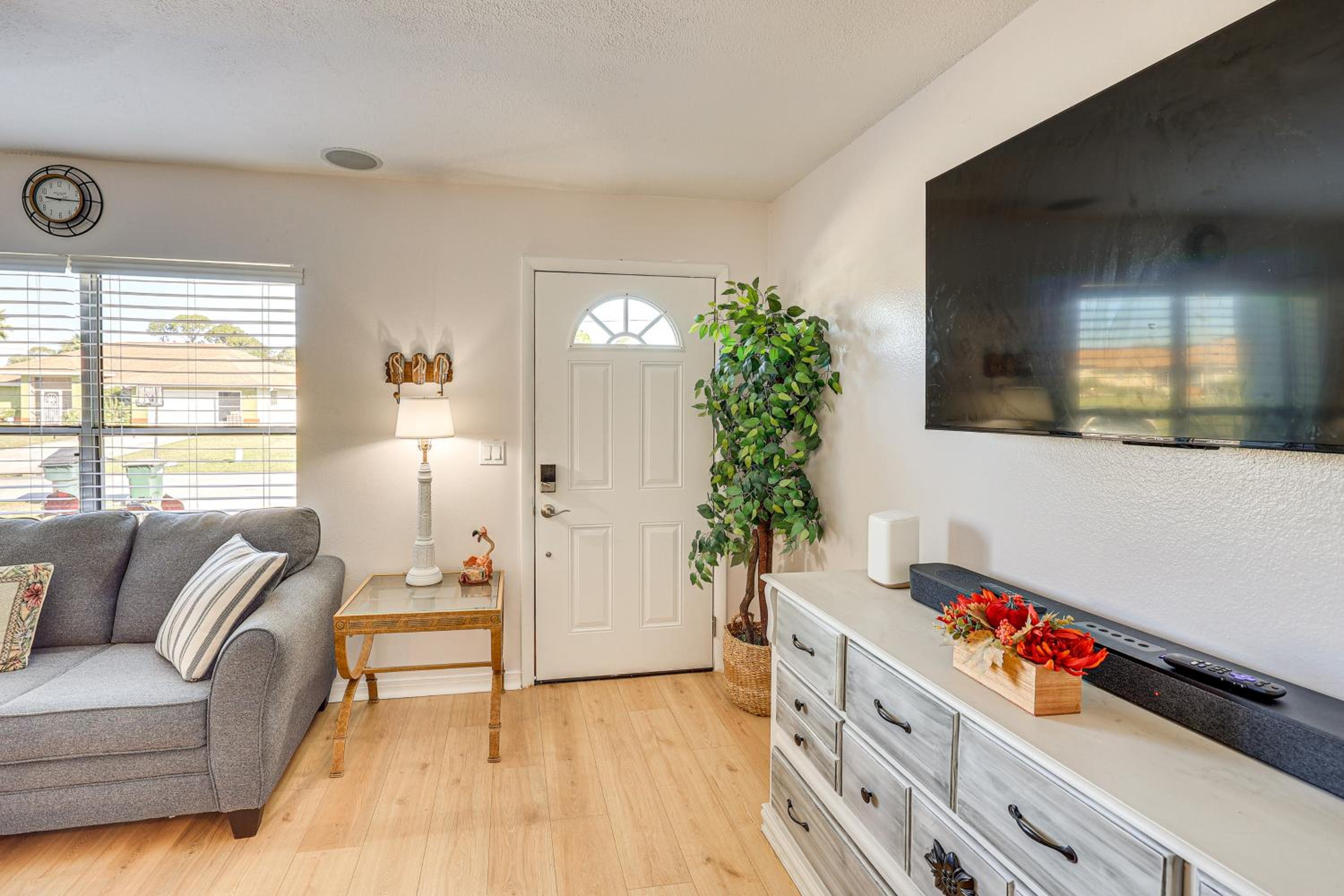 5 Mi to Golf and Trails North Port Retreat with Pool