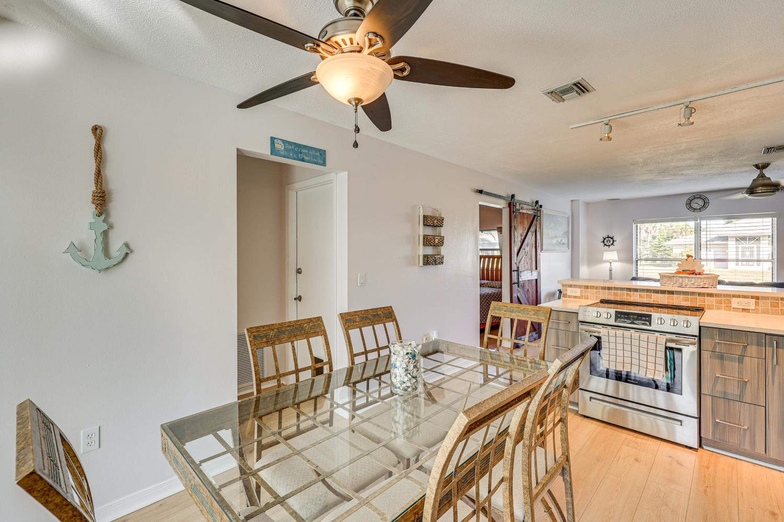 5 Mi to Golf and Trails North Port Retreat with Pool