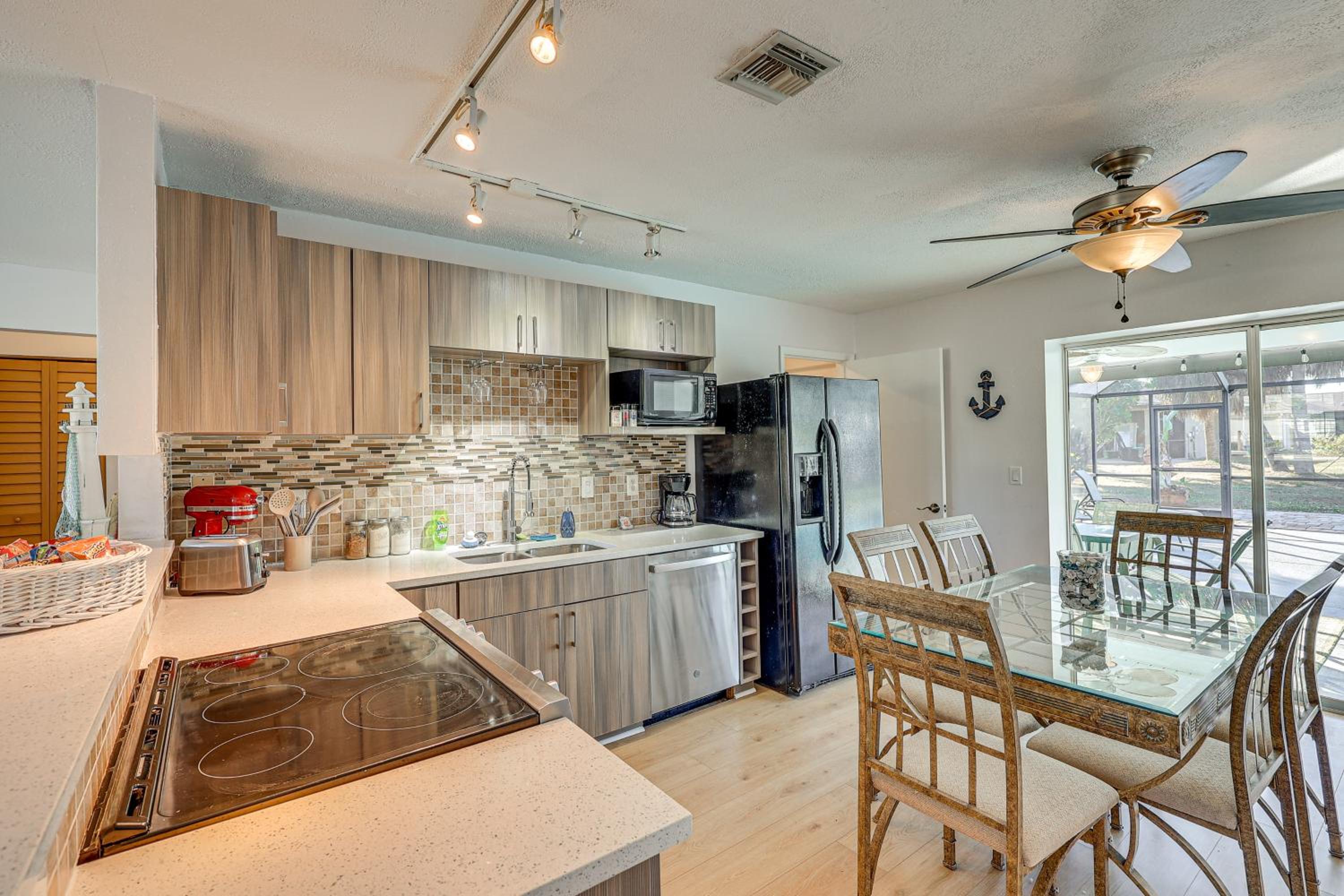 5 Mi to Golf and Trails North Port Retreat with Pool