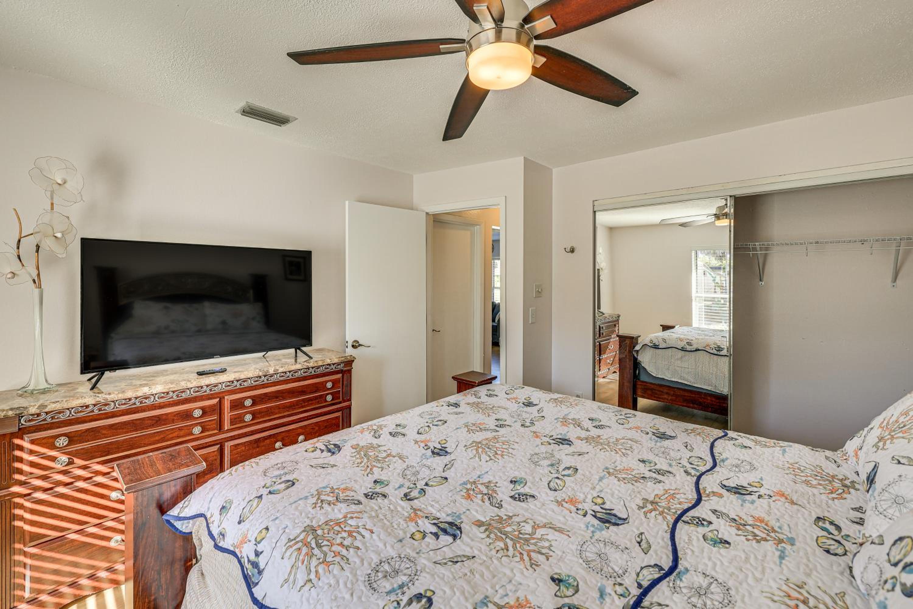 5 Mi to Golf and Trails North Port Retreat with Pool