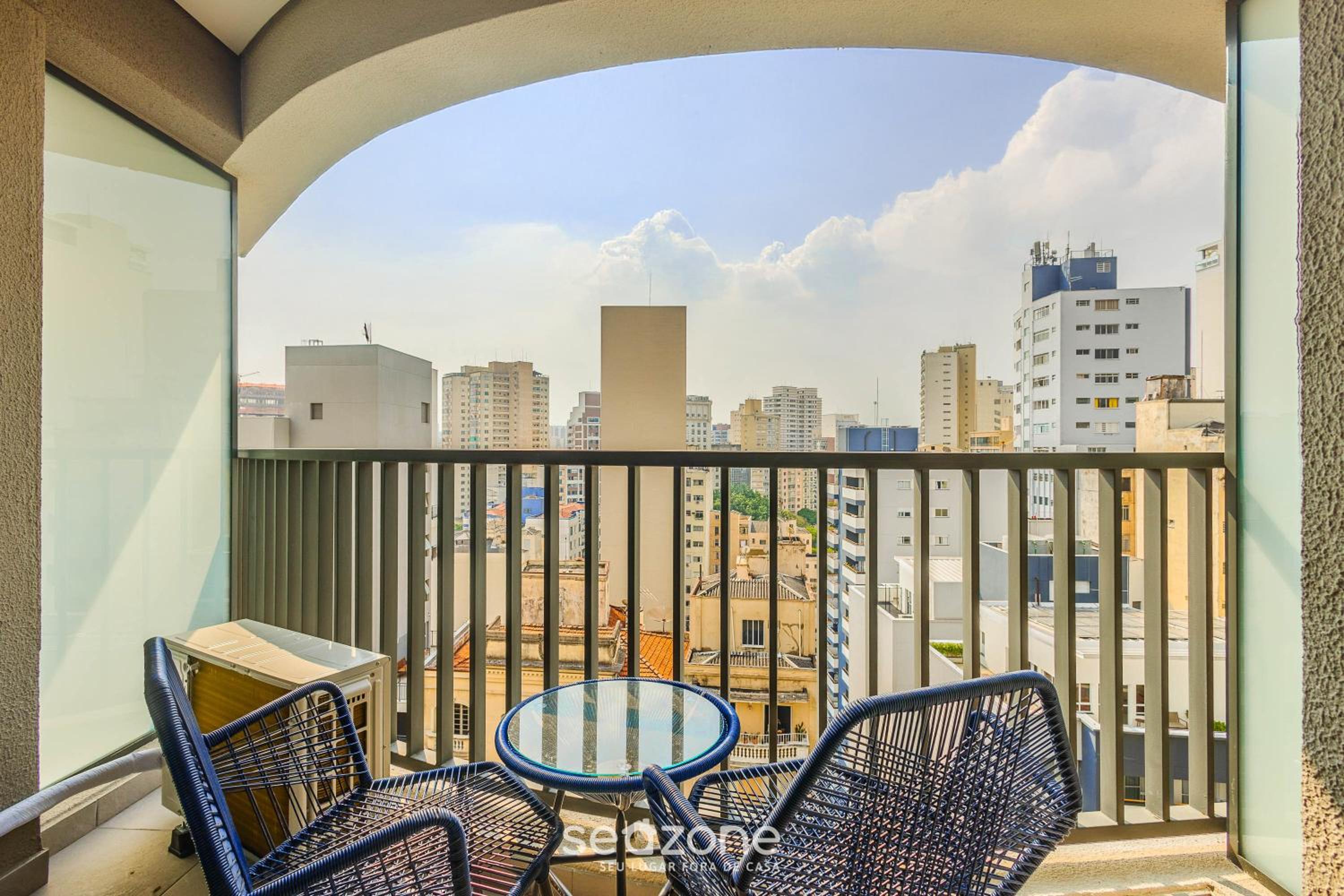 Modern and Fully Equipped Accommodations Near the Metro and Praça da República - DNRs