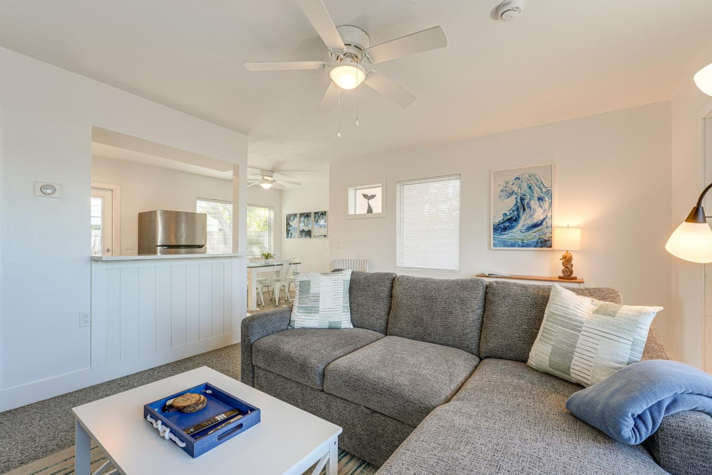 Walk to Sand and Sun! Breezy Indian Rocks Beach Home