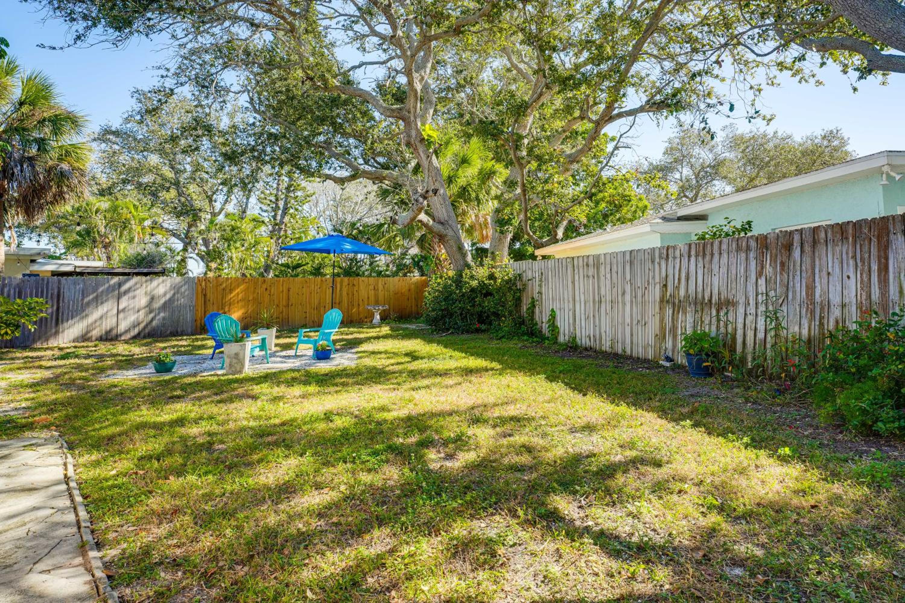 Walk to Sand and Sun! Breezy Indian Rocks Beach Home